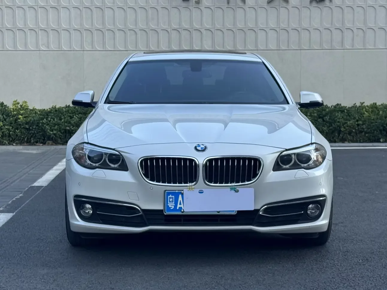BMW 5 Series  из Китая