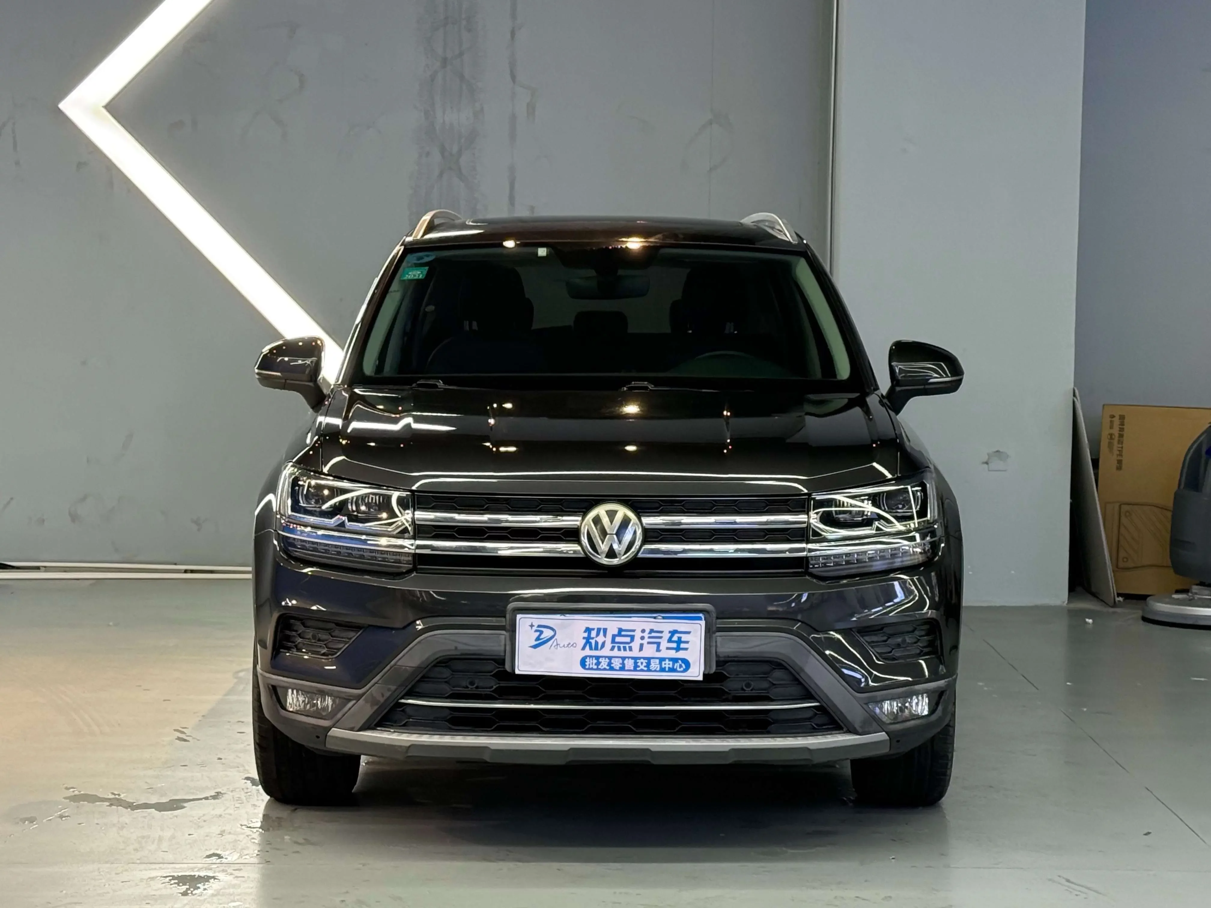 Volkswagen Tharu