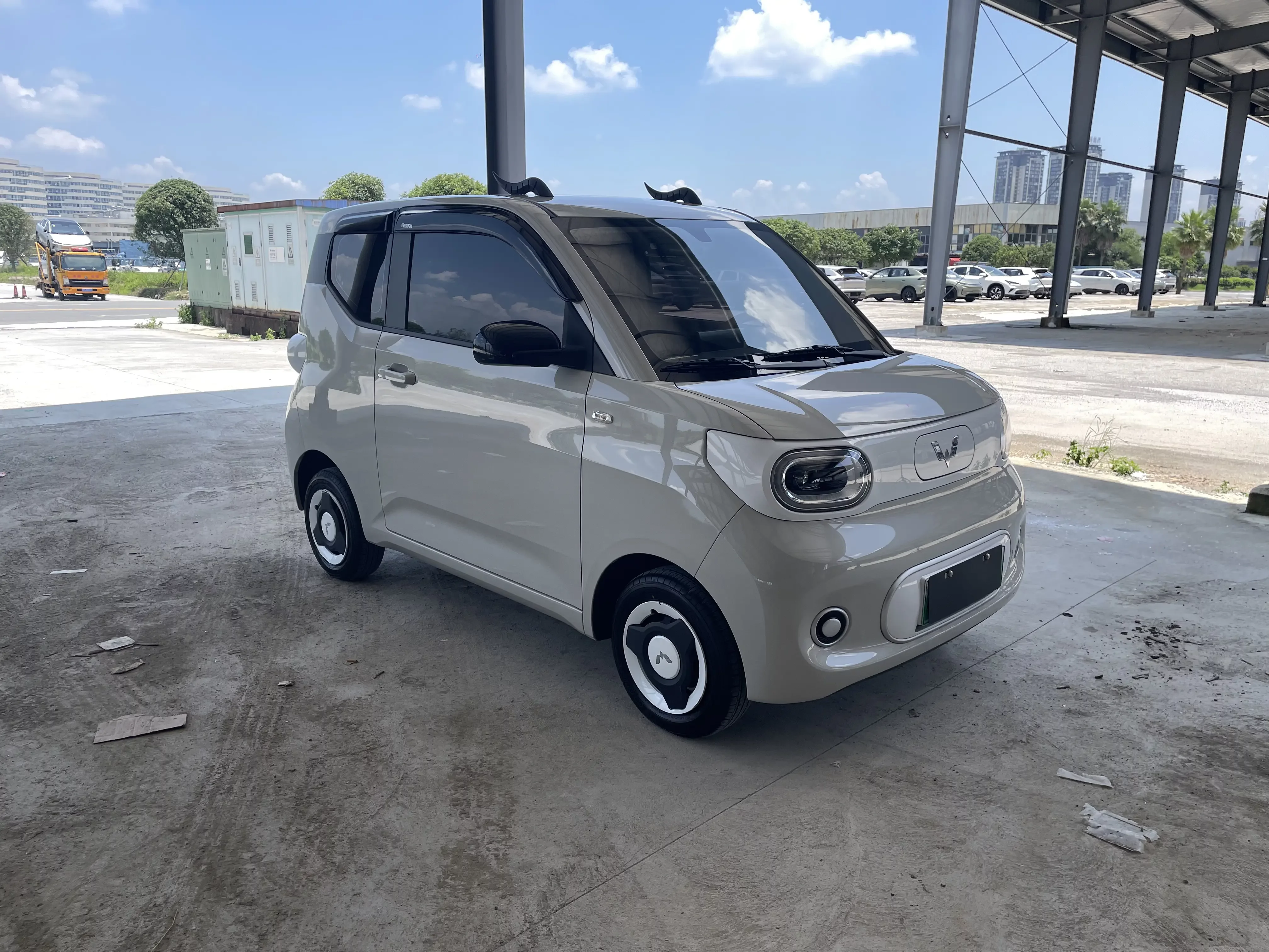 Wuling Hongguang MINIEV  из Китая
