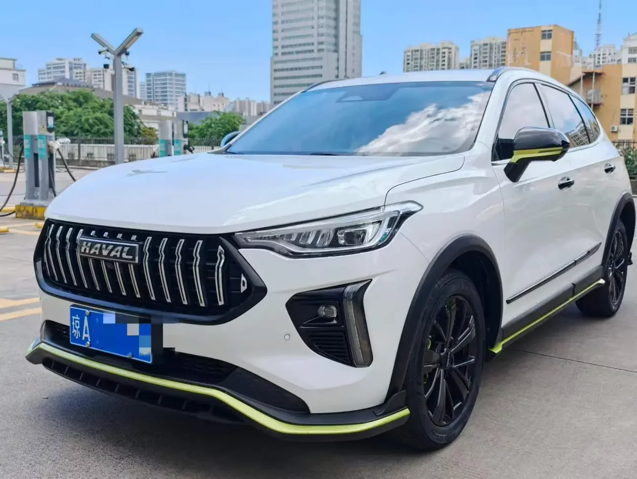 Haval Harvard Red Rabbit