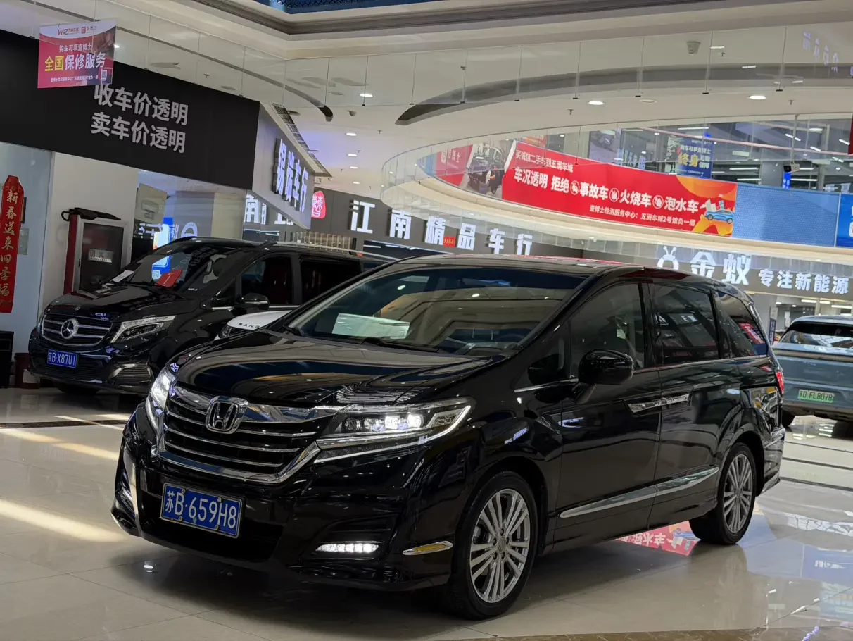 Honda Elysion (Alison)  из Китая