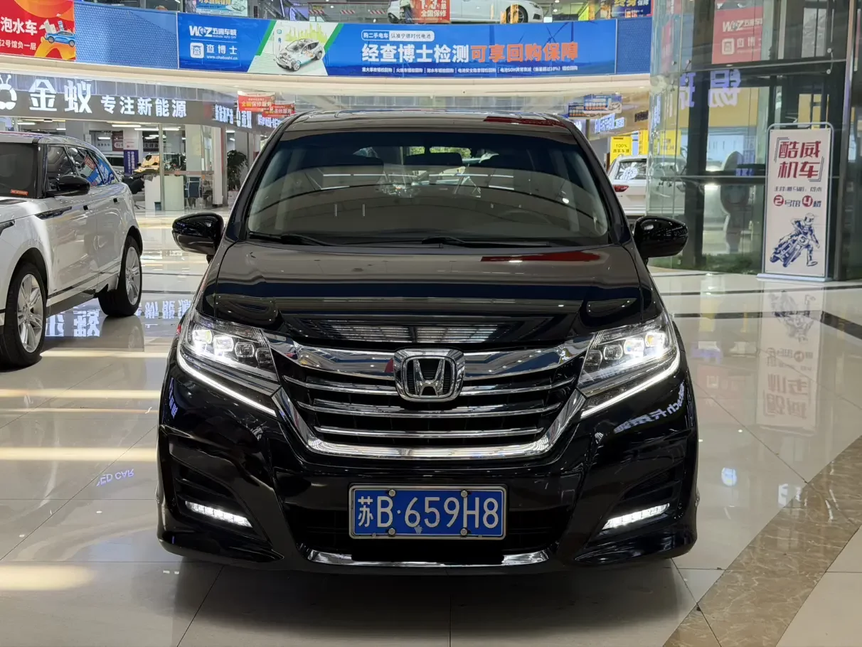 Honda Elysion (Alison)  из Китая