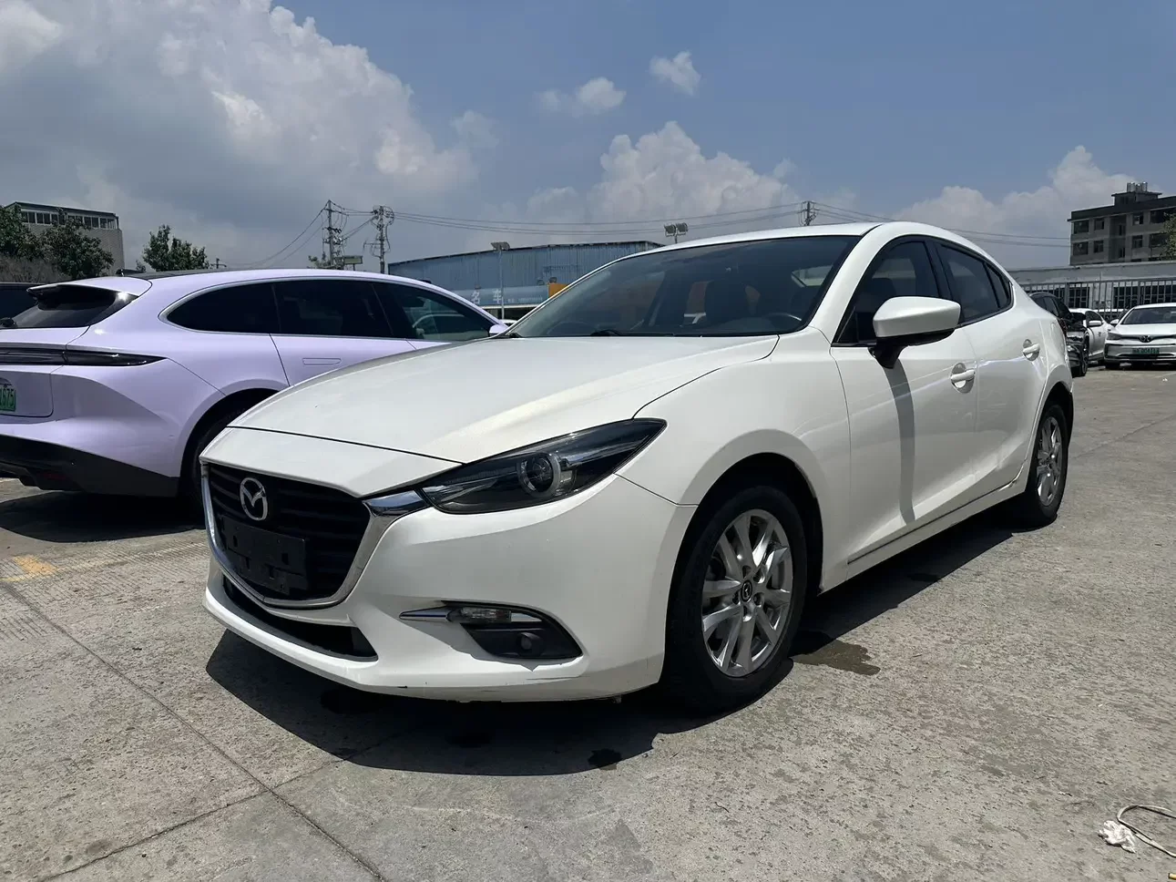 Mazda Axela (3)  из Китая