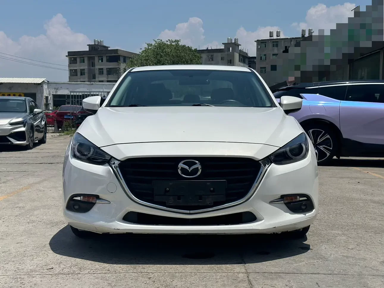 Mazda Axela (3)  из Китая