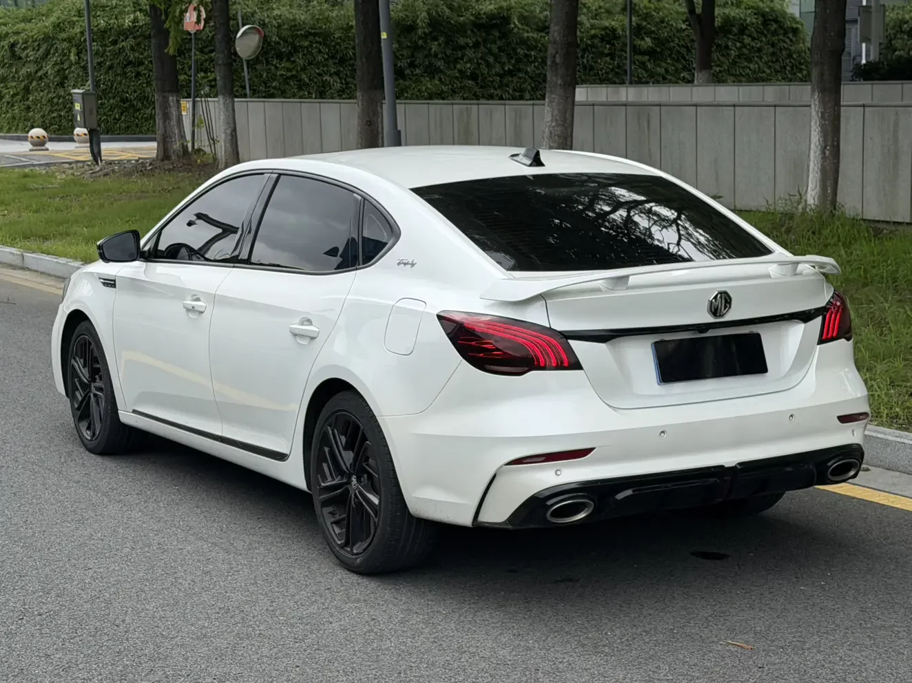 MG 6