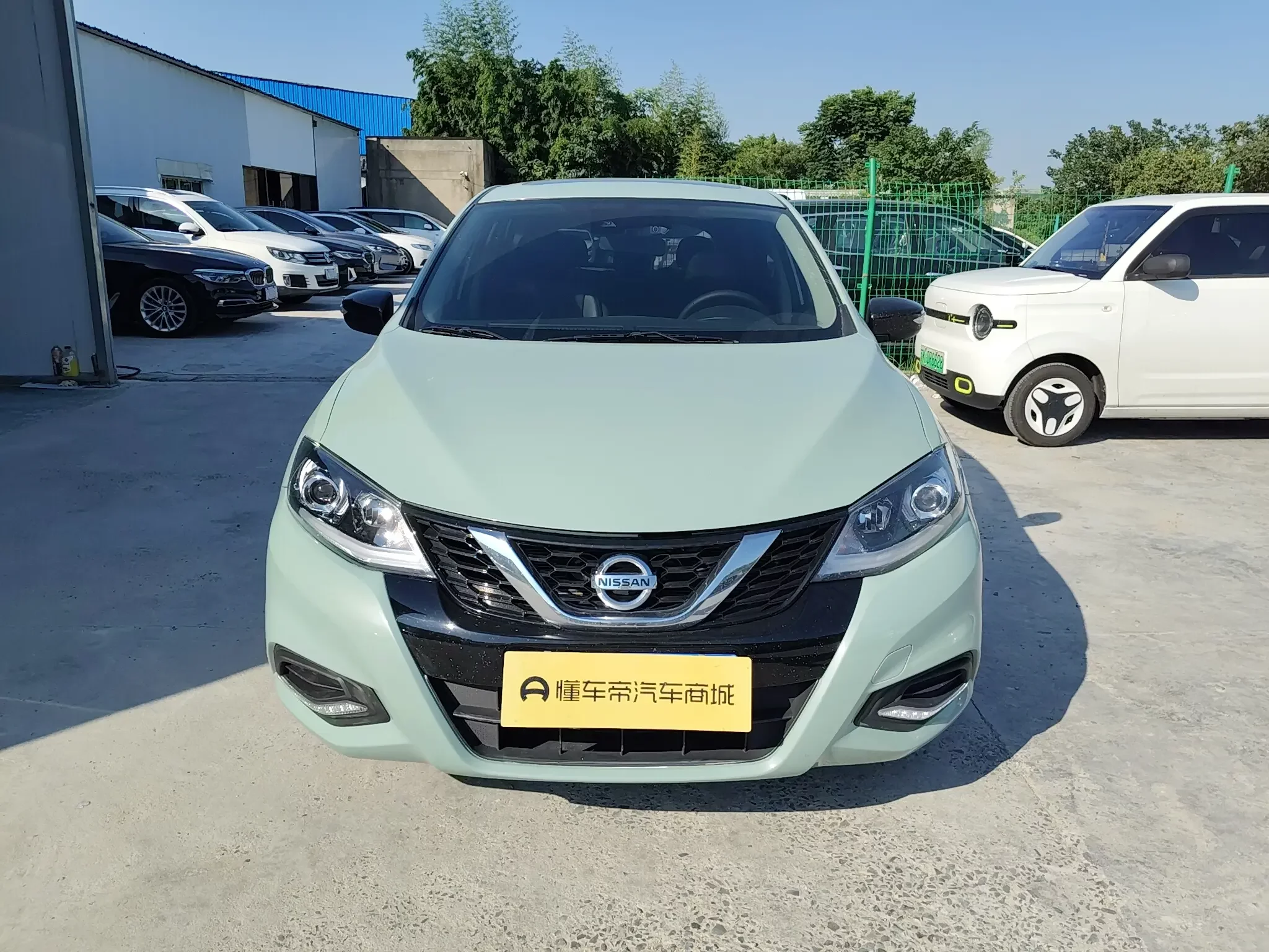 Nissan Tiida  из Китая