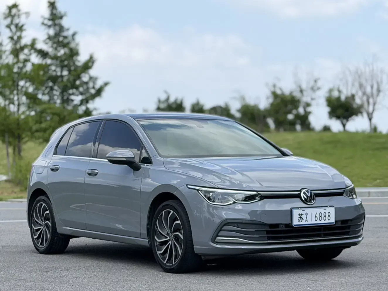 Volkswagen golf