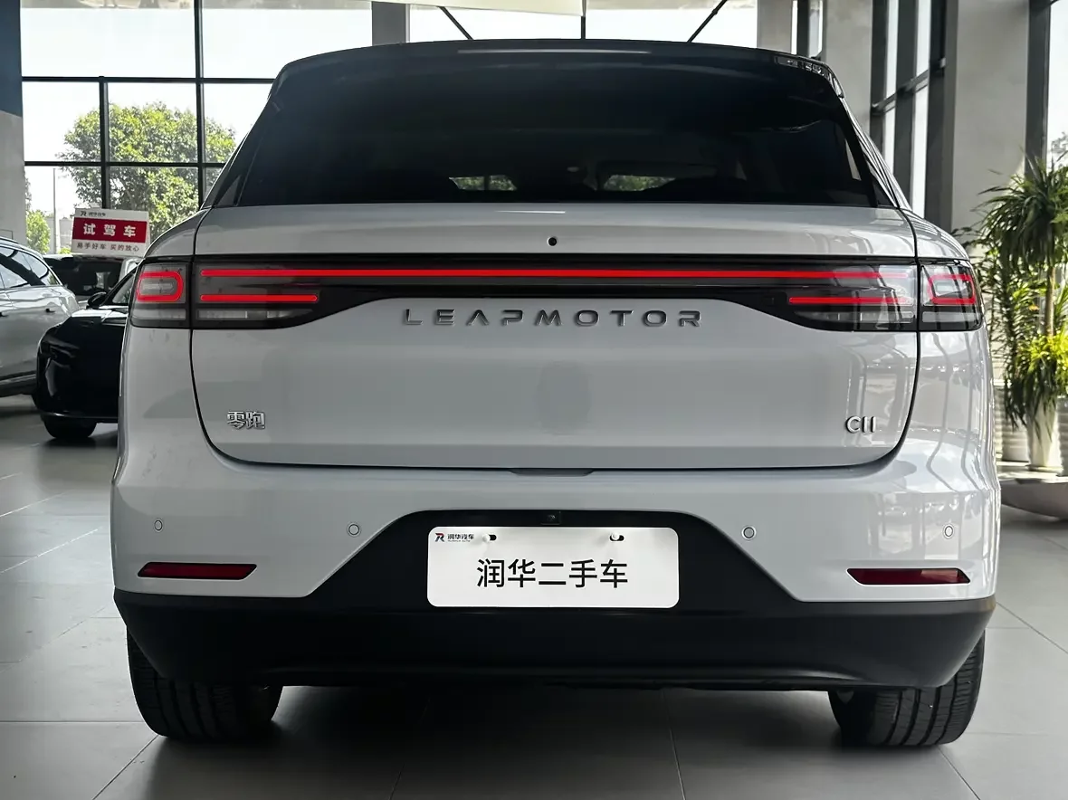 Leapmotor Zero running C11