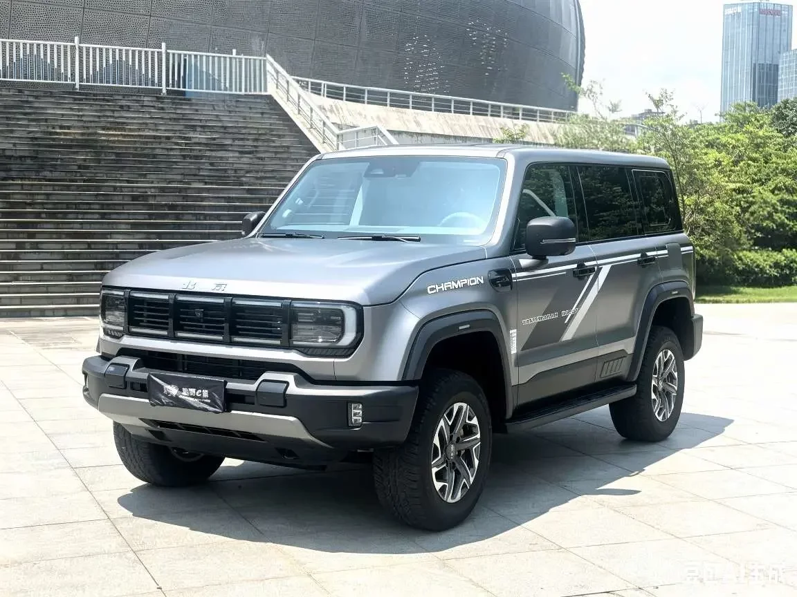 BAIC Beijing Off-road BJ40  из Китая
