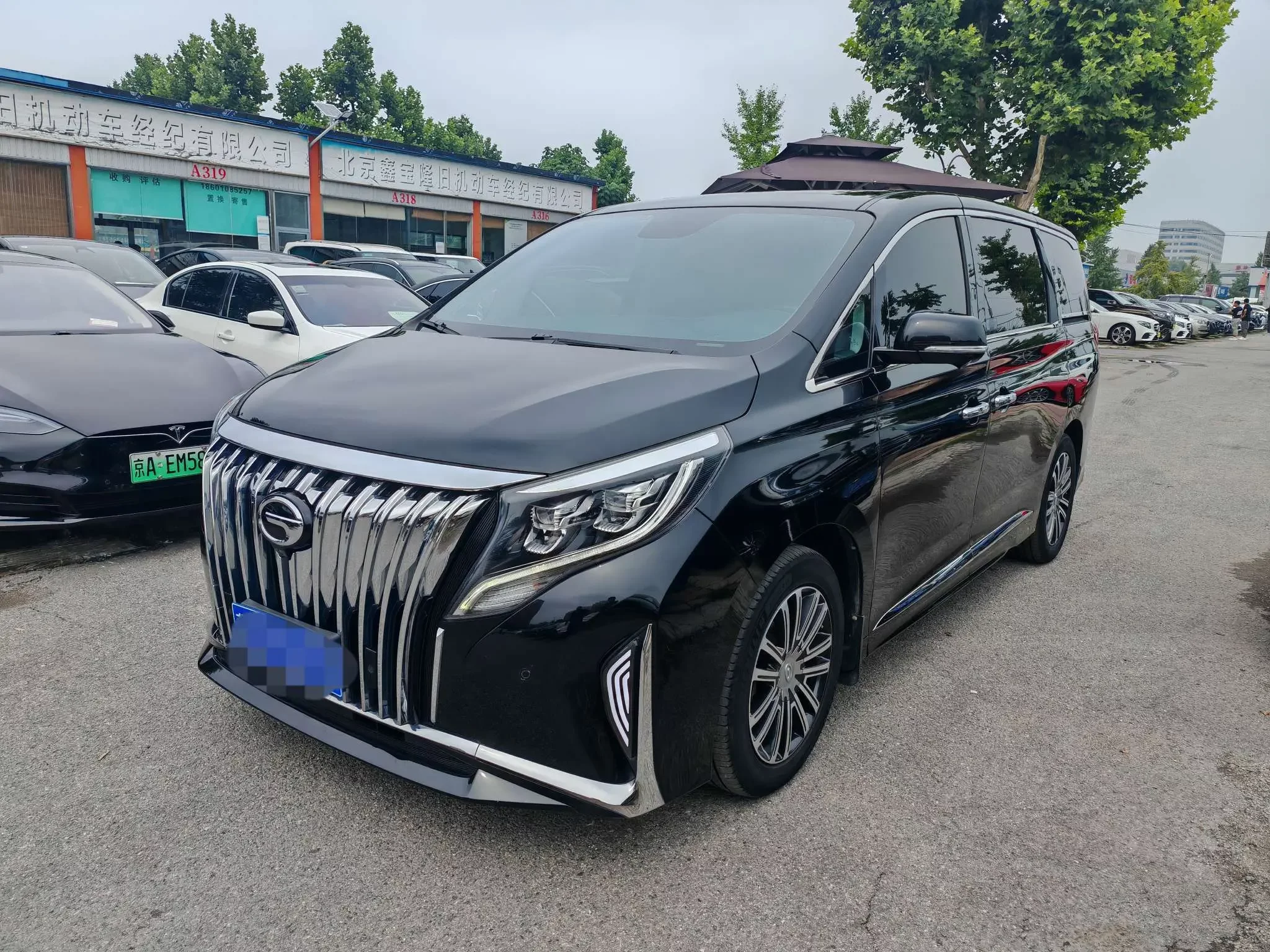 GAC Trumpchi M8  из Китая