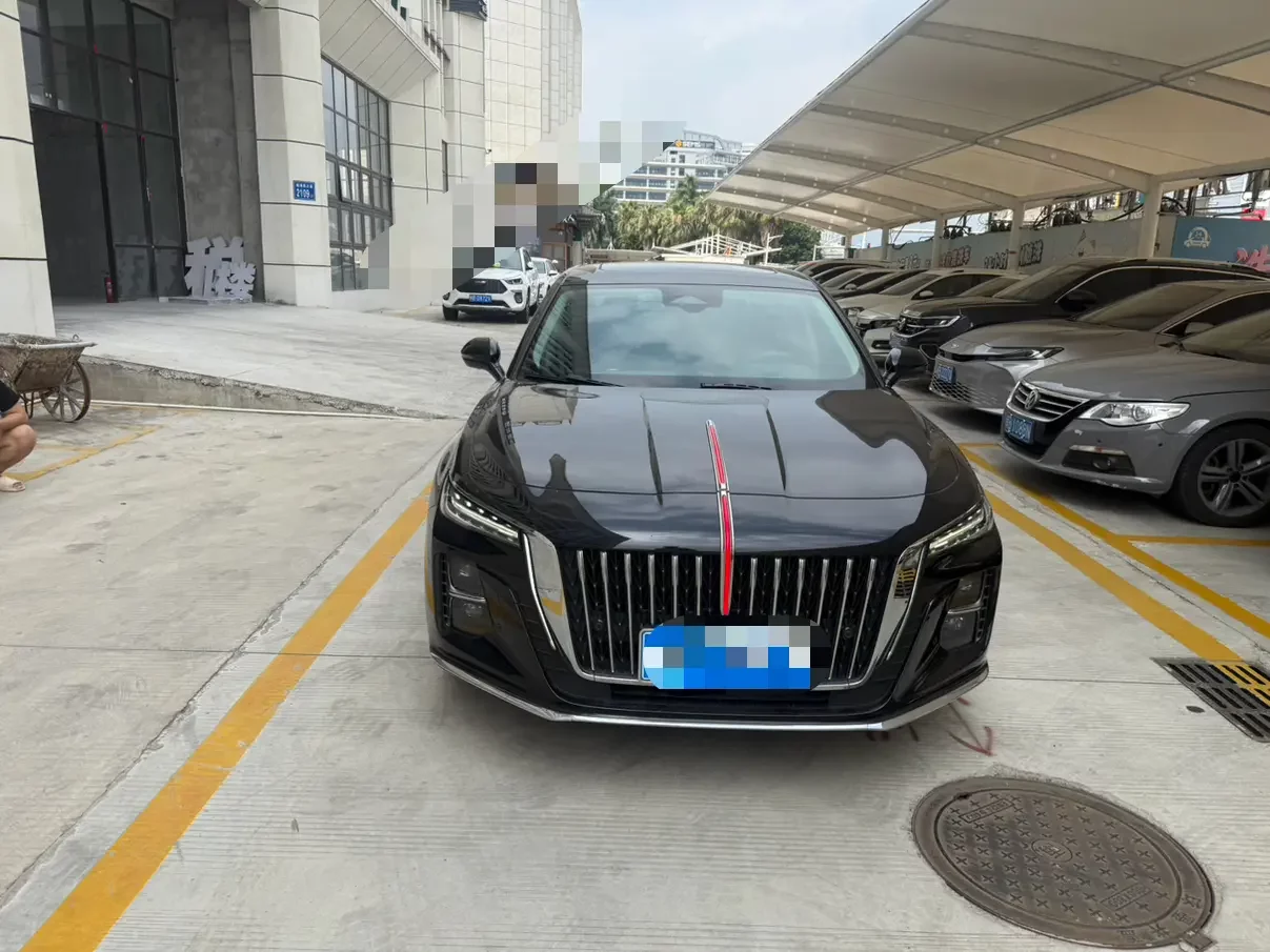 Hongqi H5  из Китая