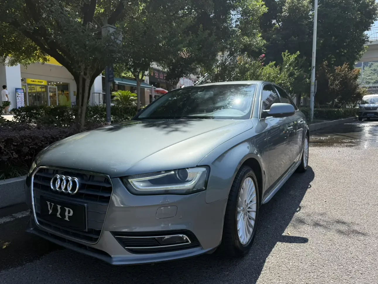 Audi A4L  из Китая