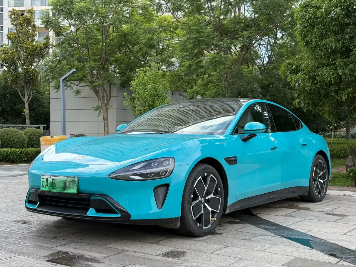 Xiaomi car Xiaomi SU7  из Китая