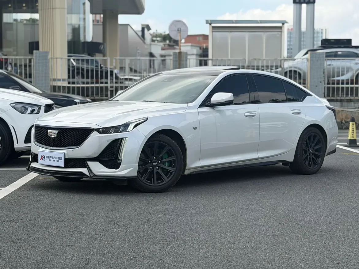 Cadillac CT5  из Китая