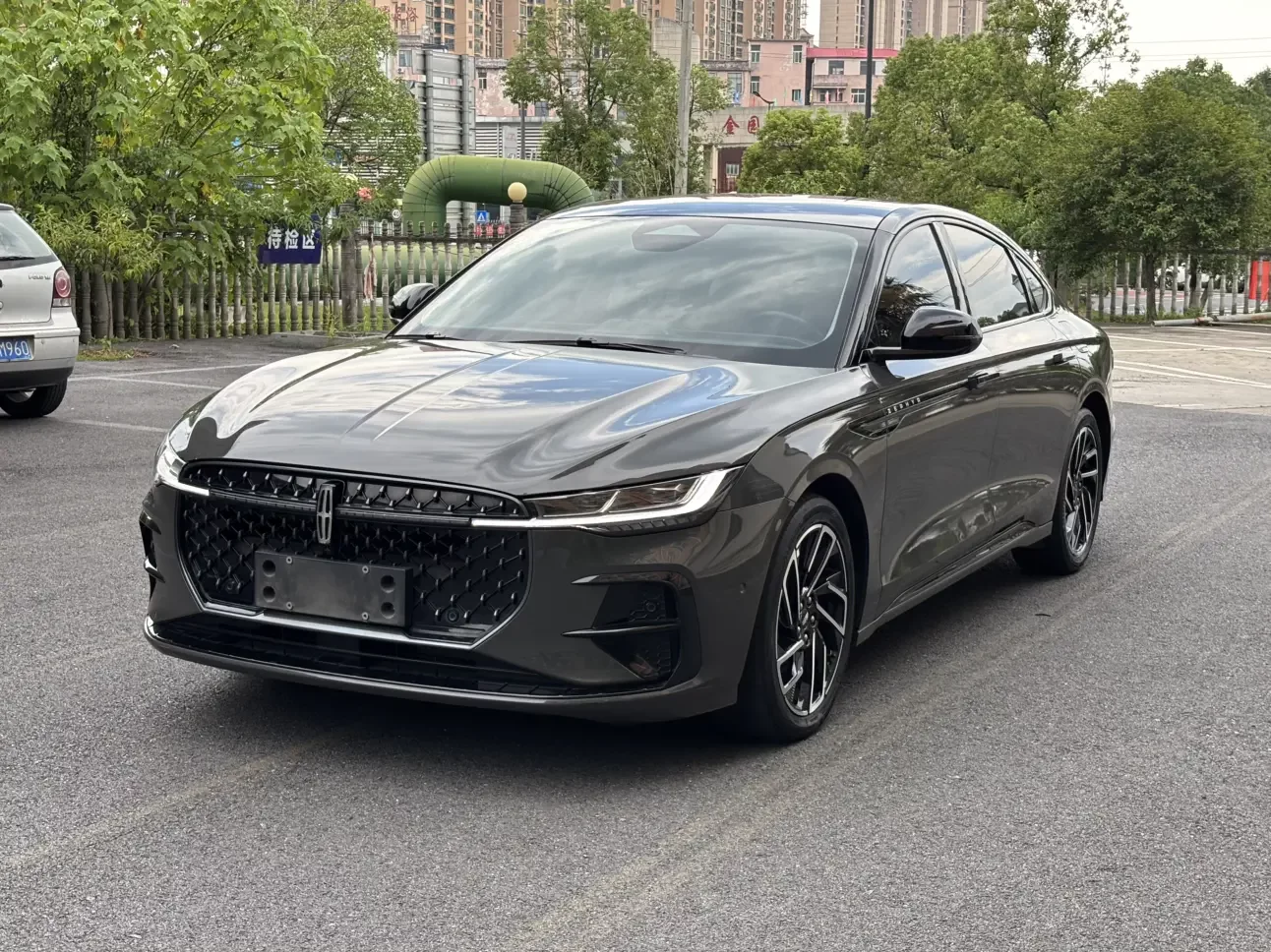 Lincoln Z