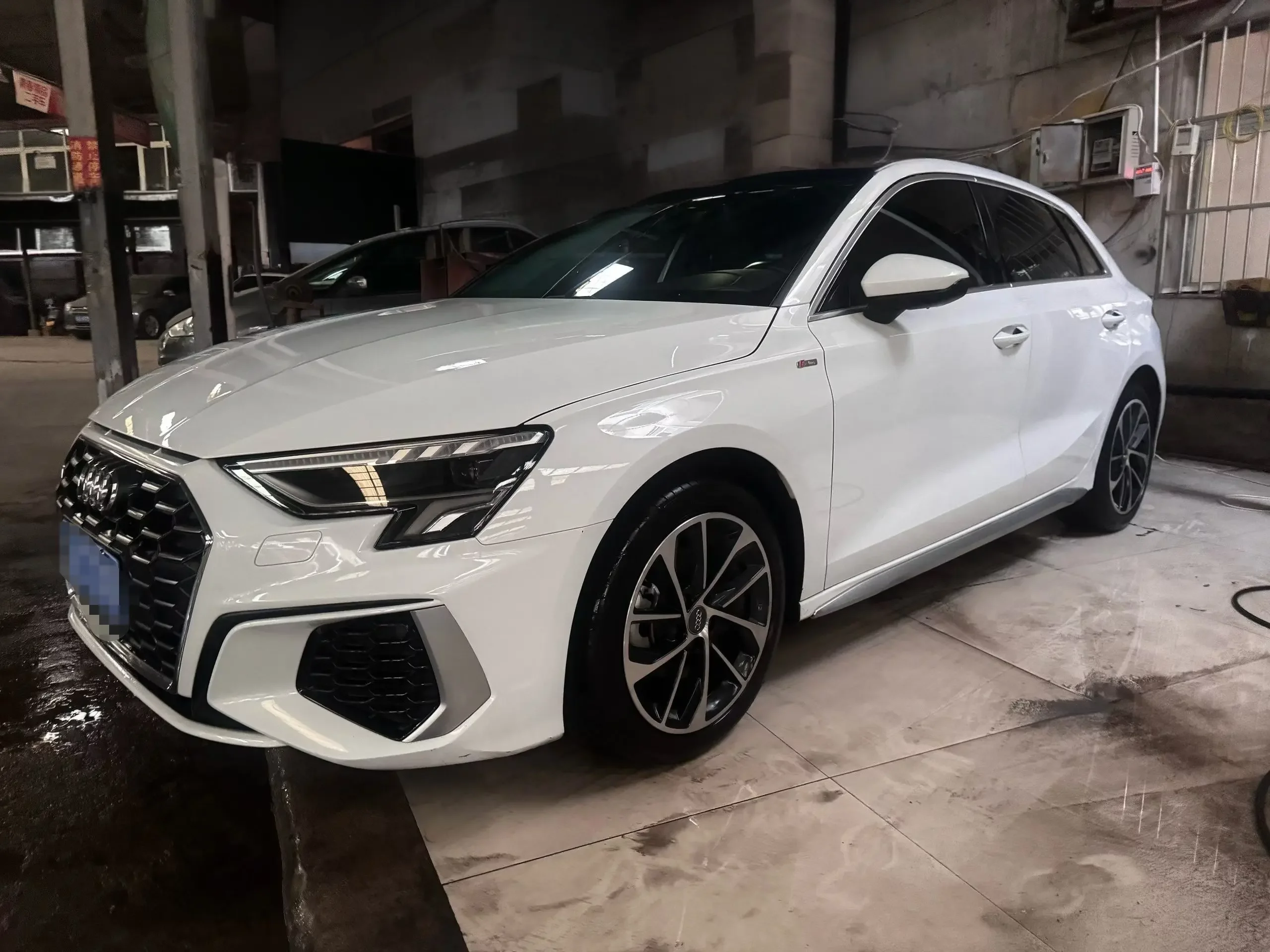 Audi A3  из Китая