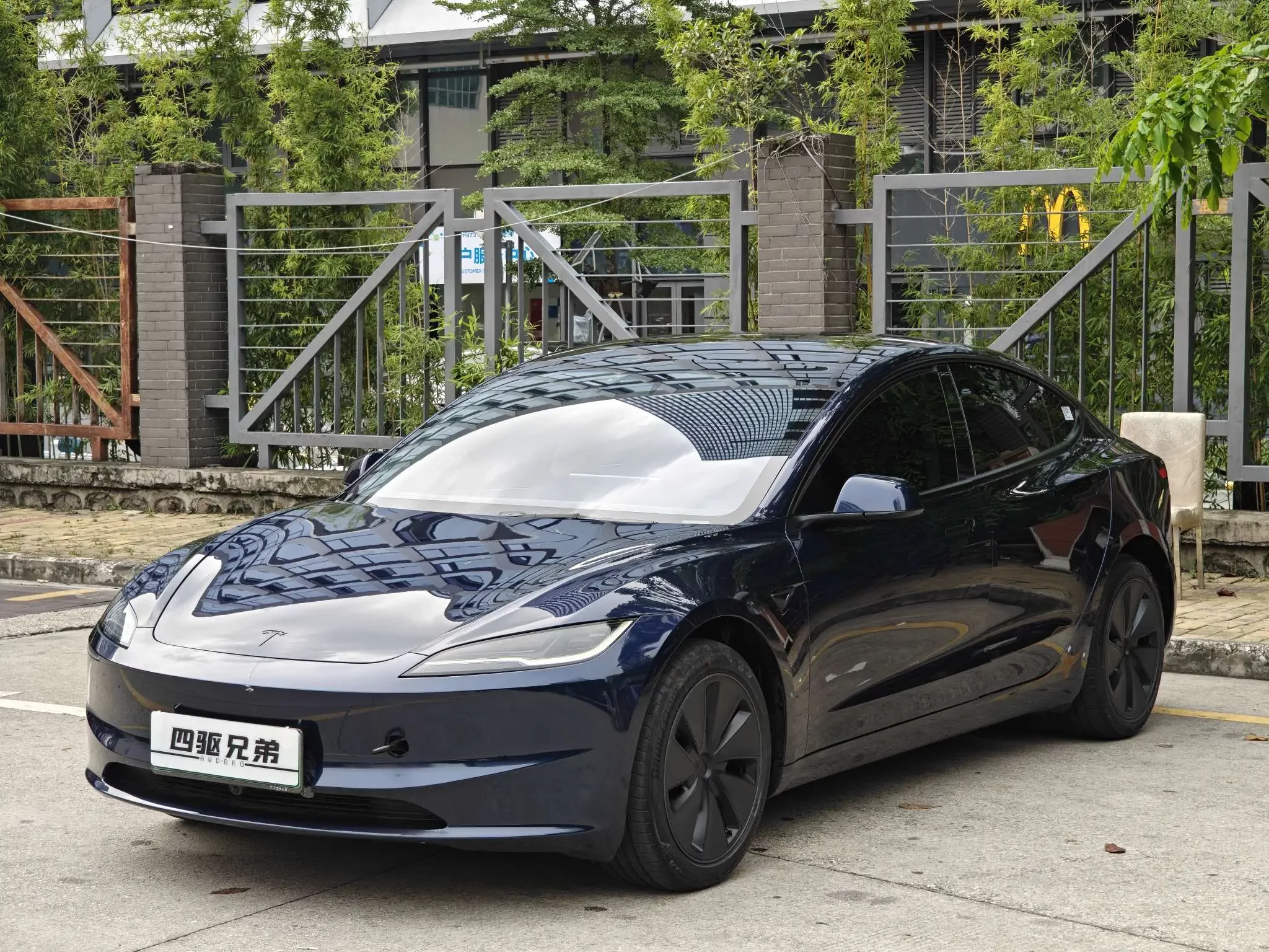 Tesla Model 3  из Китая