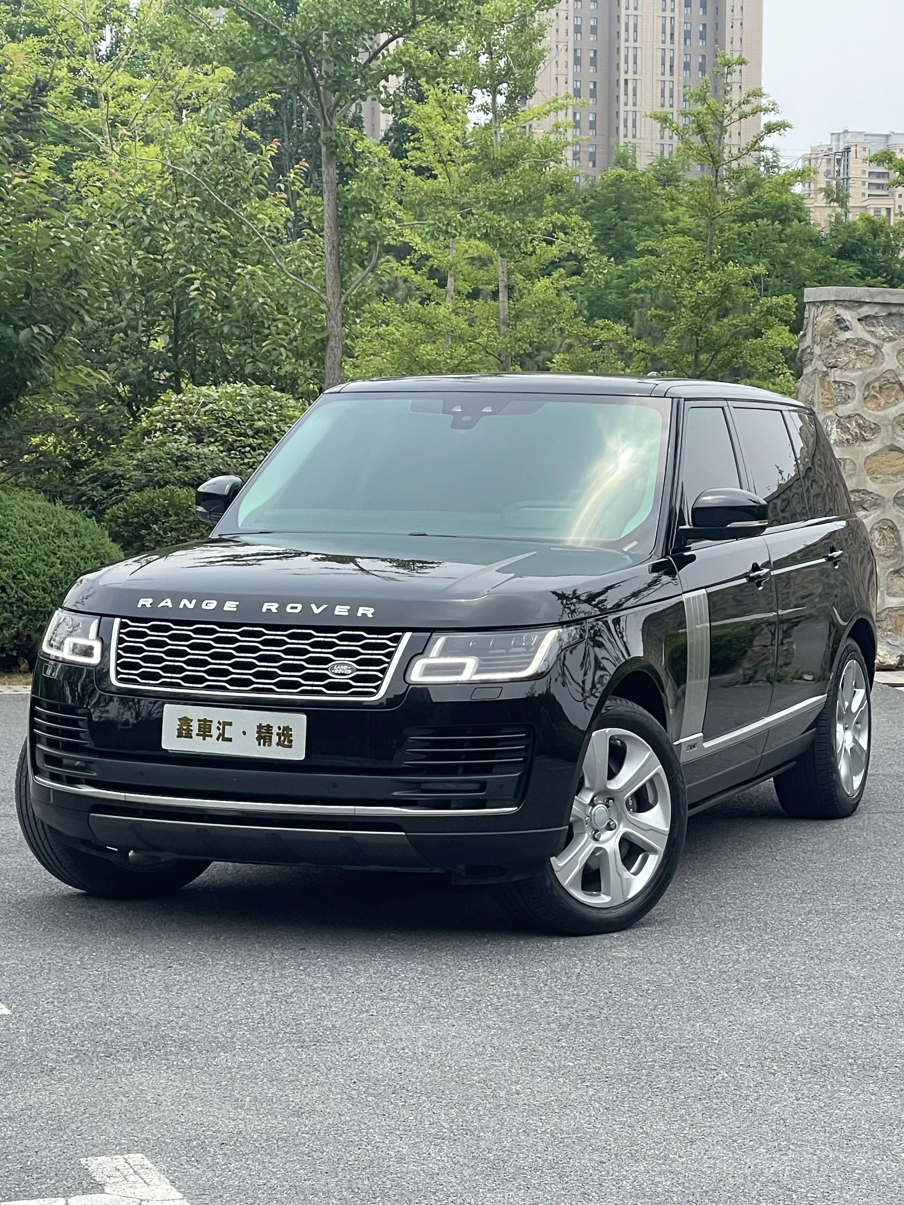 Land Rover range rover  из Китая