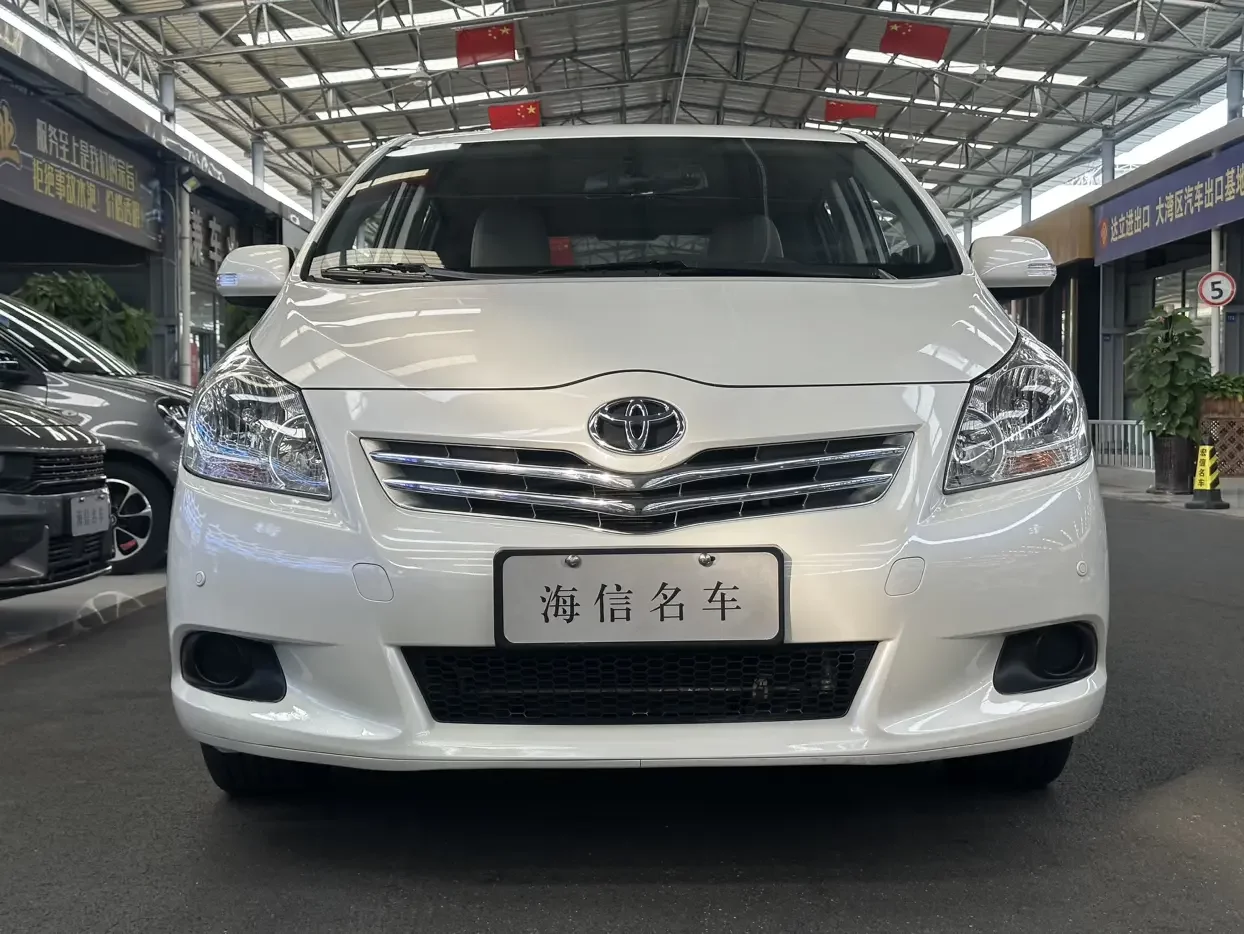 Toyota Verso / EZ  из Китая
