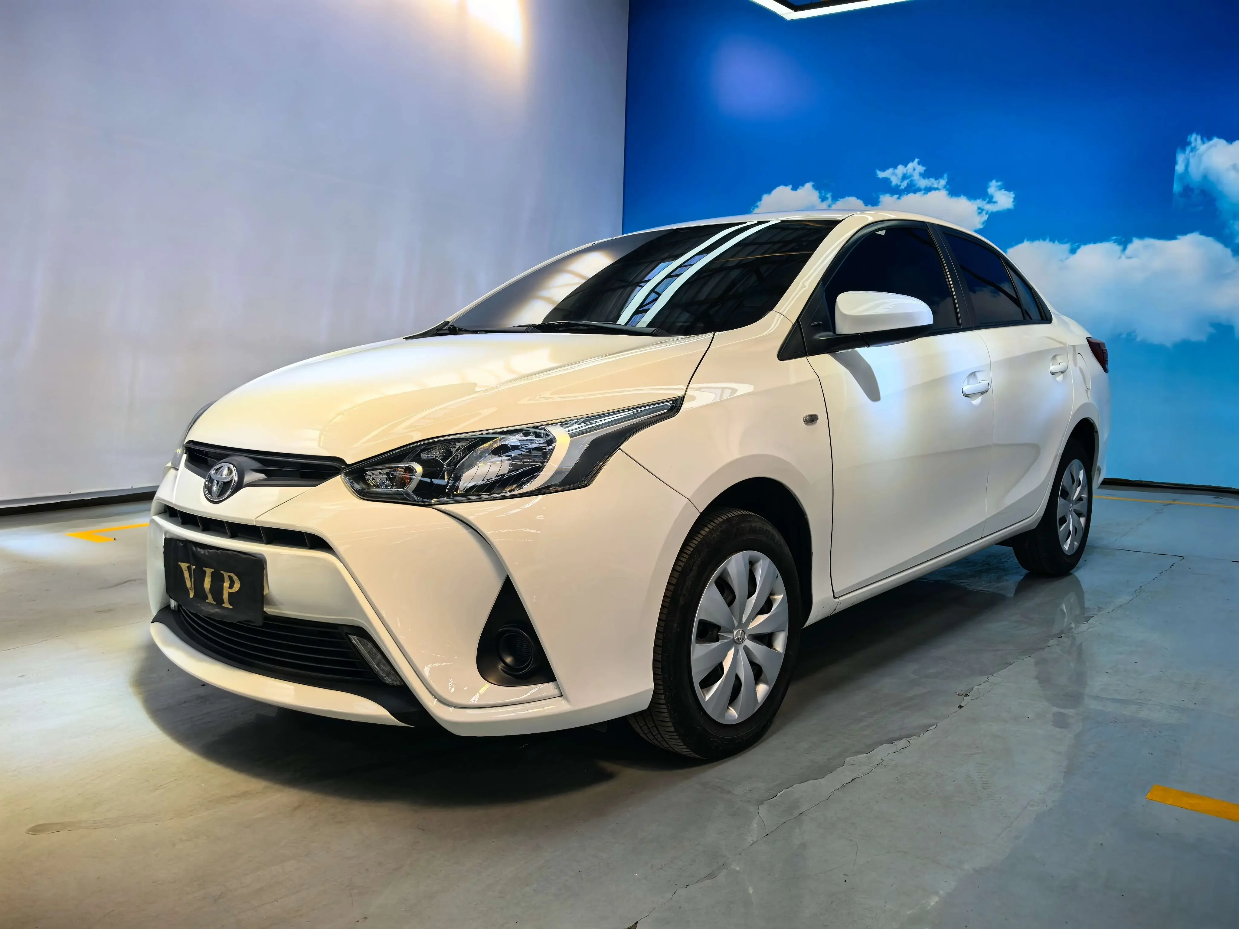 TOYOTA YARIS L ENJOY