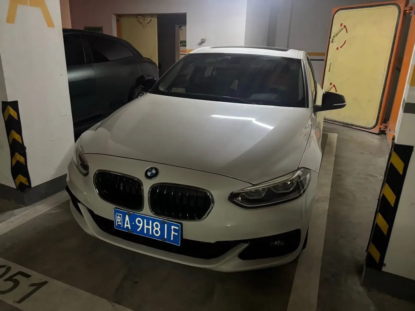 BMW 1 Series  из Китая