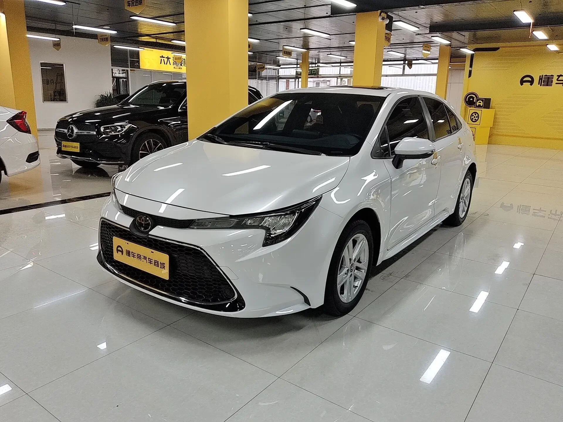 Toyota Levin (Lei Ling)  из Китая