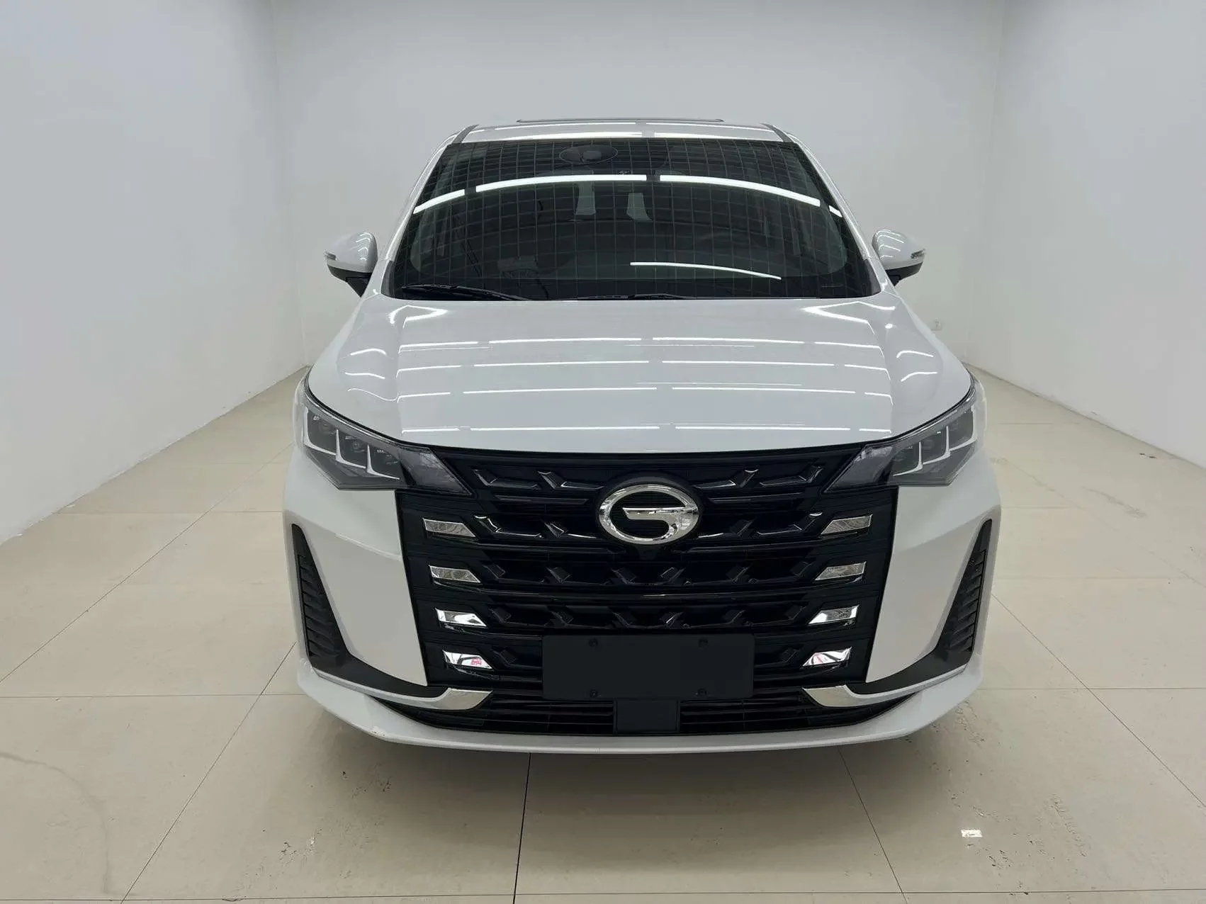 GAC Trumpchi M6  из Китая