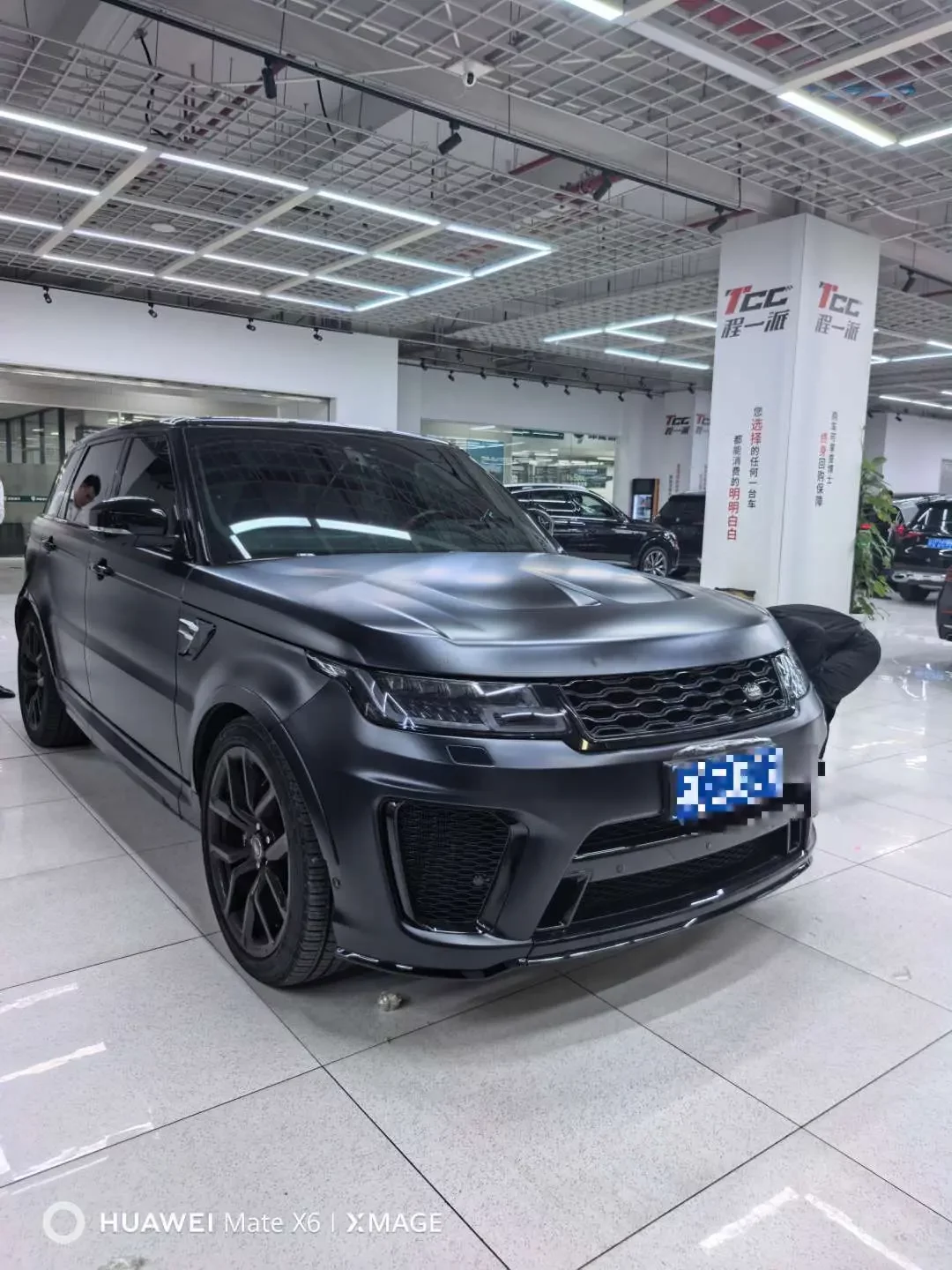 Land Rover Range Rover Sport  из Китая