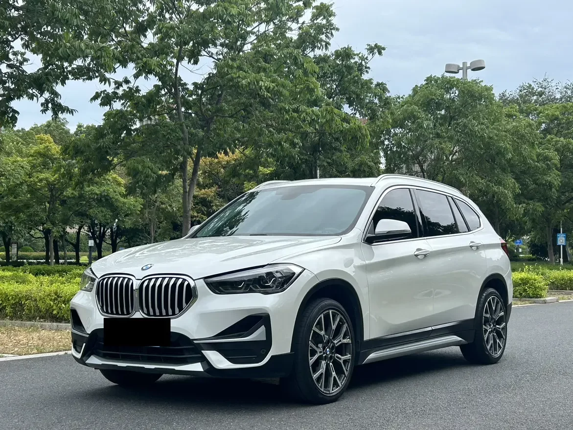 BMW X1  из Китая