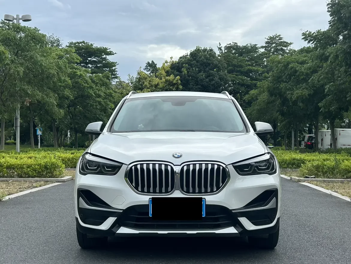 BMW X1  из Китая