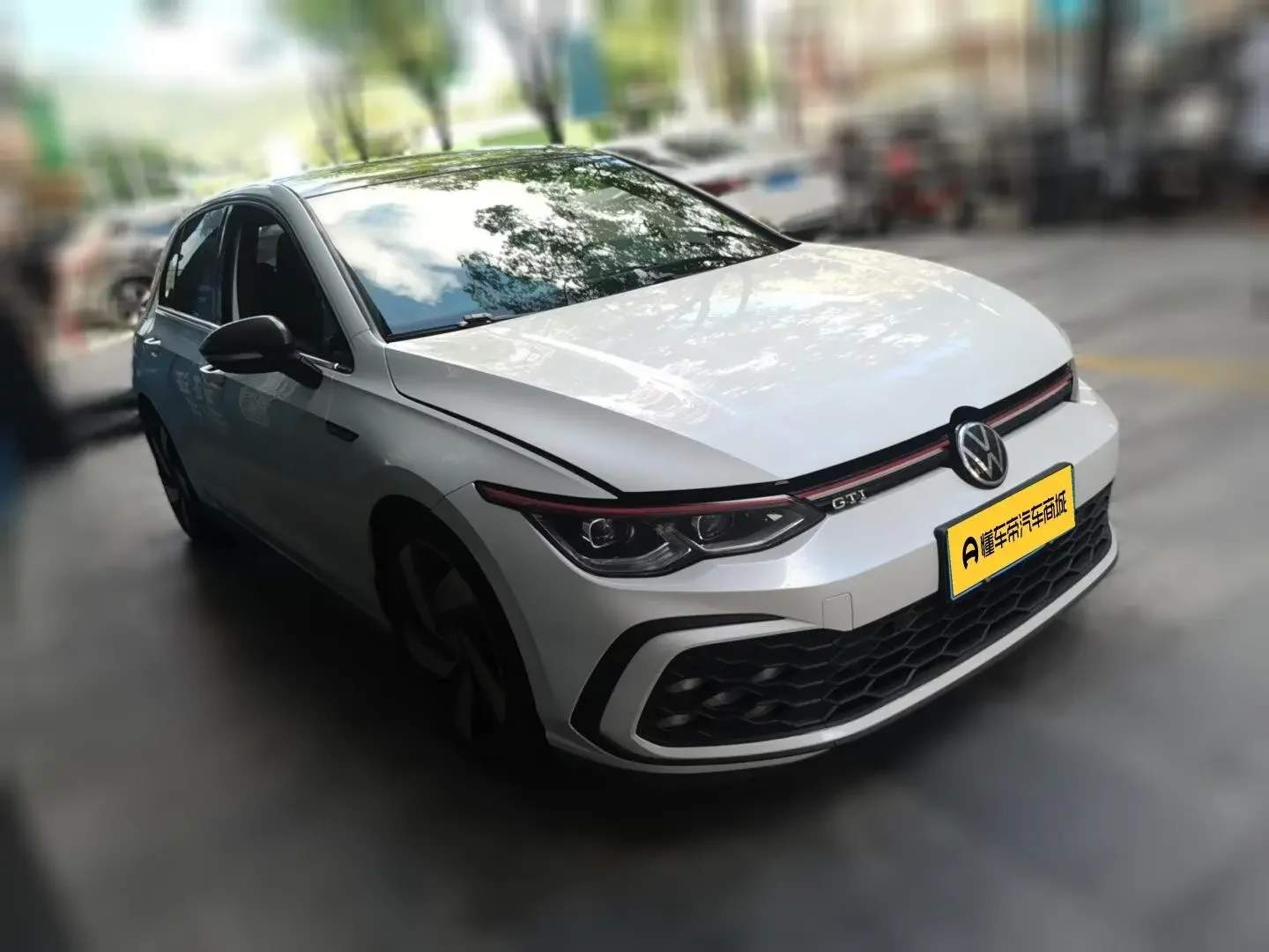 Volkswagen Golf GTI