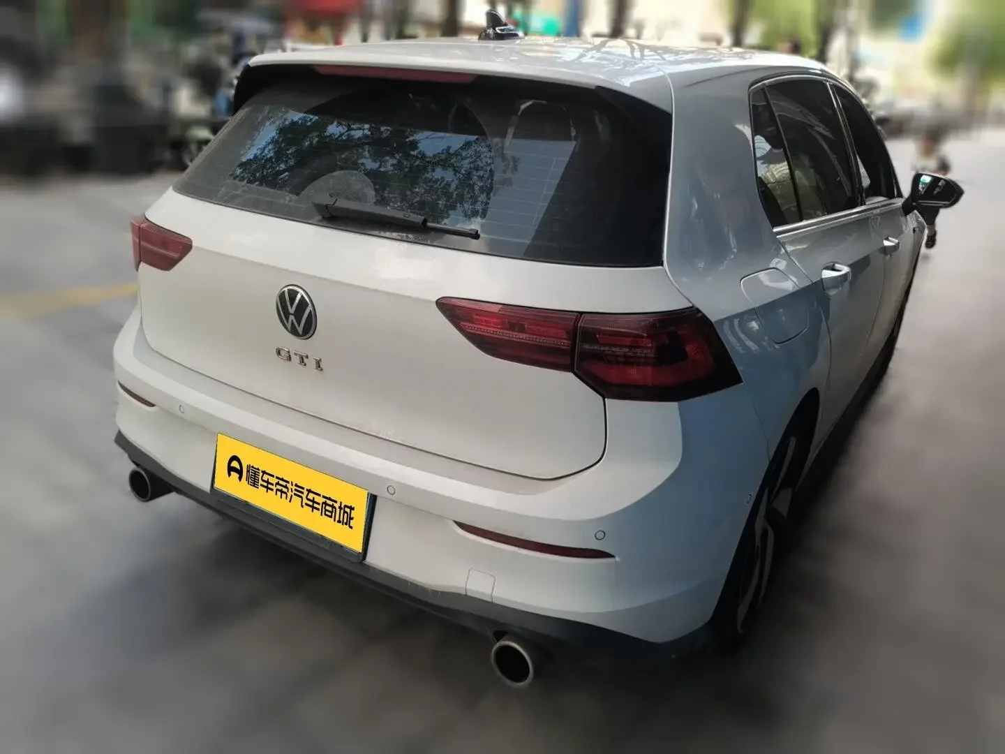Volkswagen Golf GTI