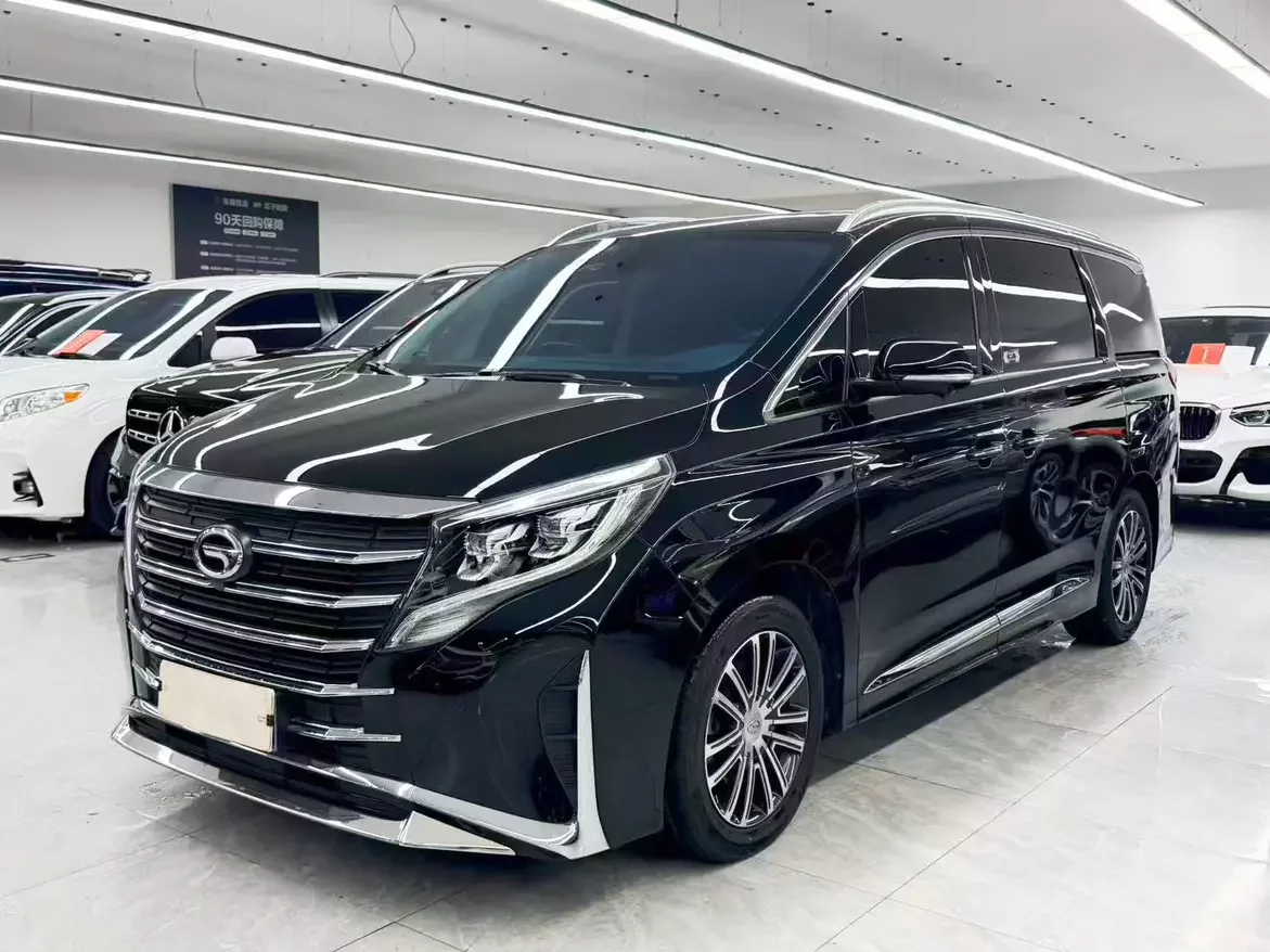 GAC Trumpchi M8  из Китая