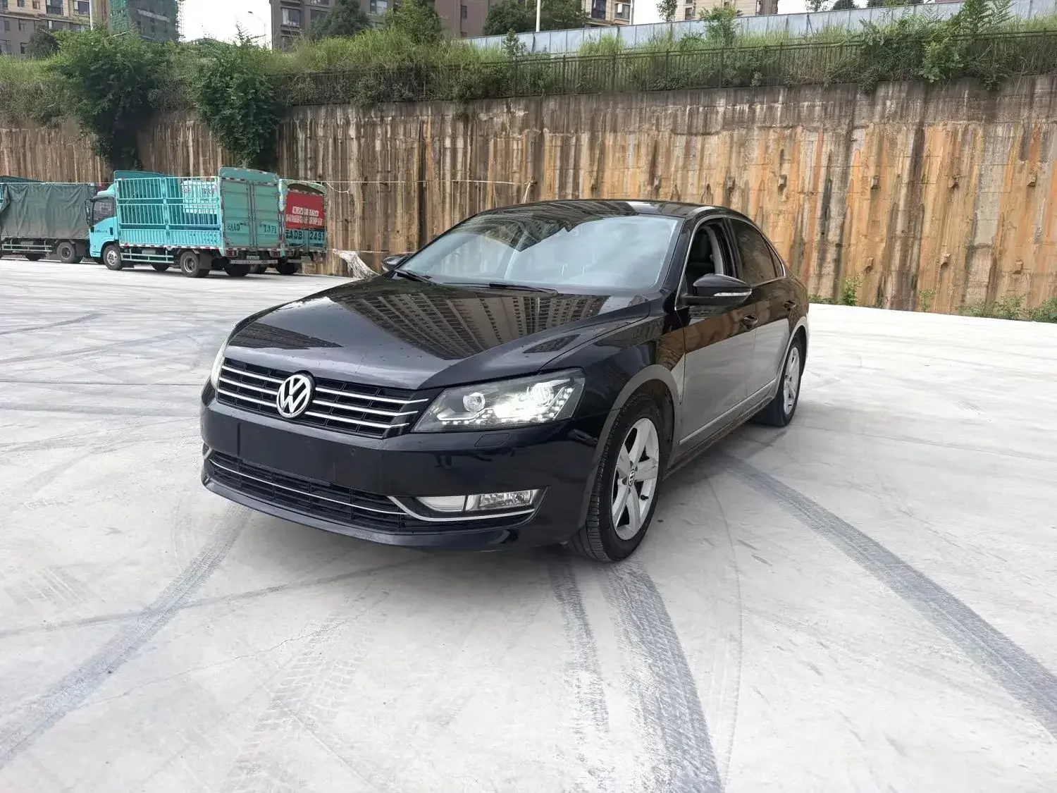Volkswagen Passat  из Китая