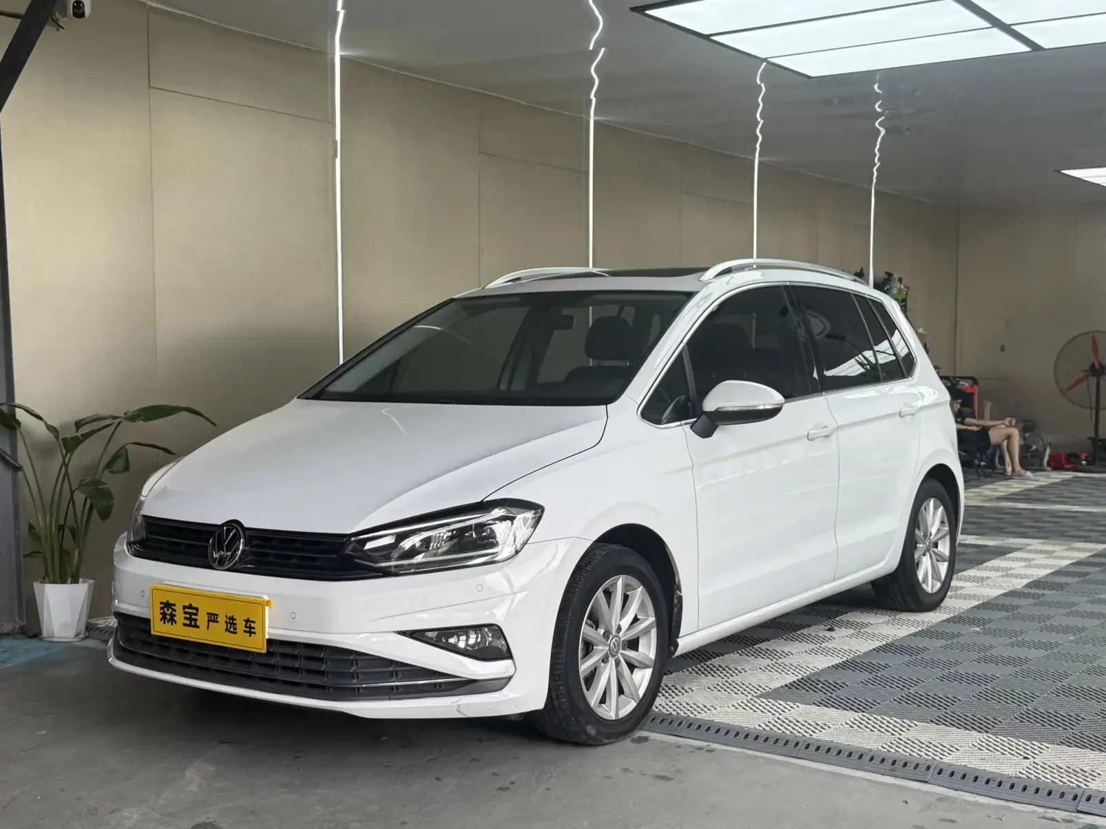Volkswagen Golf·Jialu  из Китая