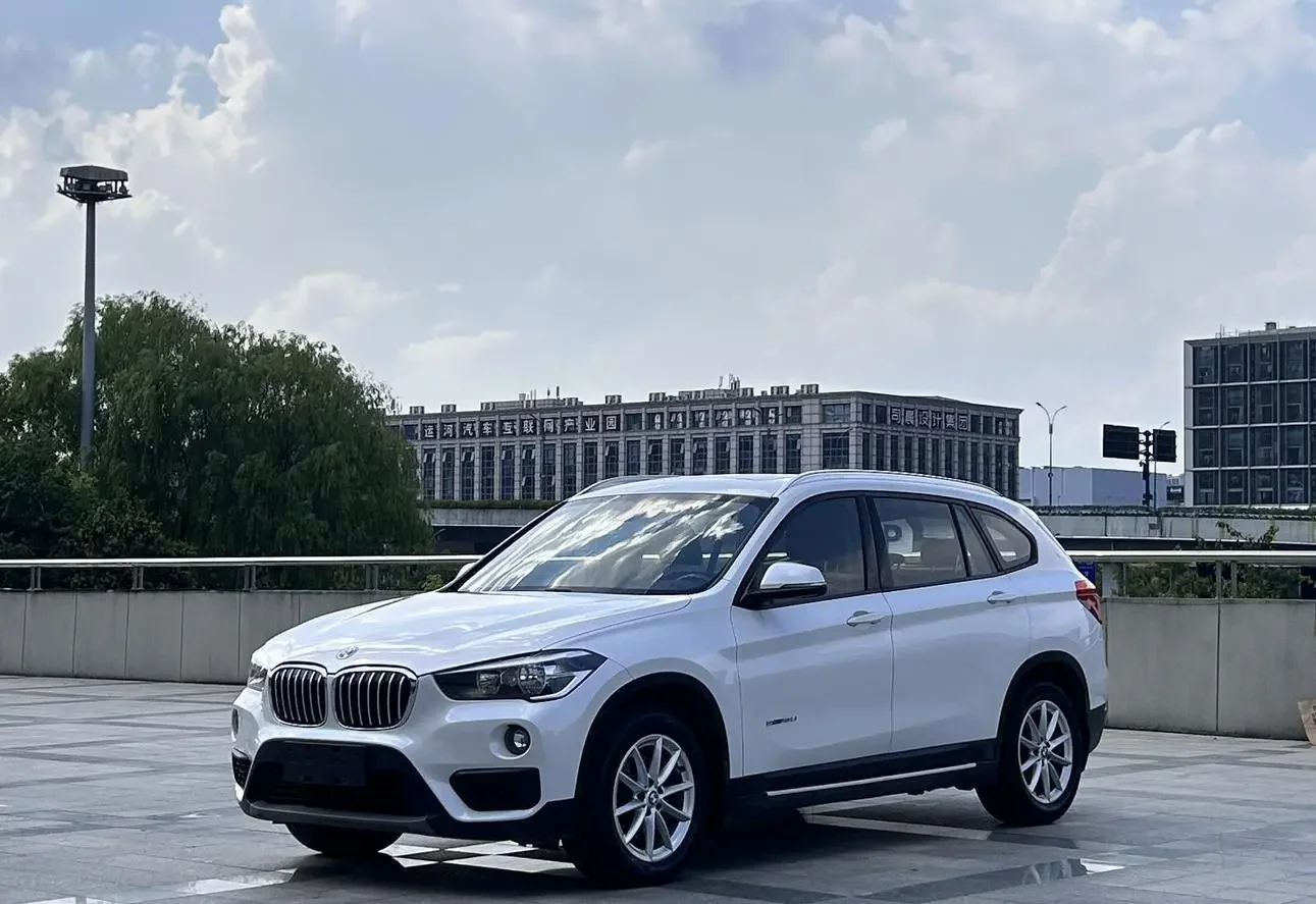 BMW X1  из Китая
