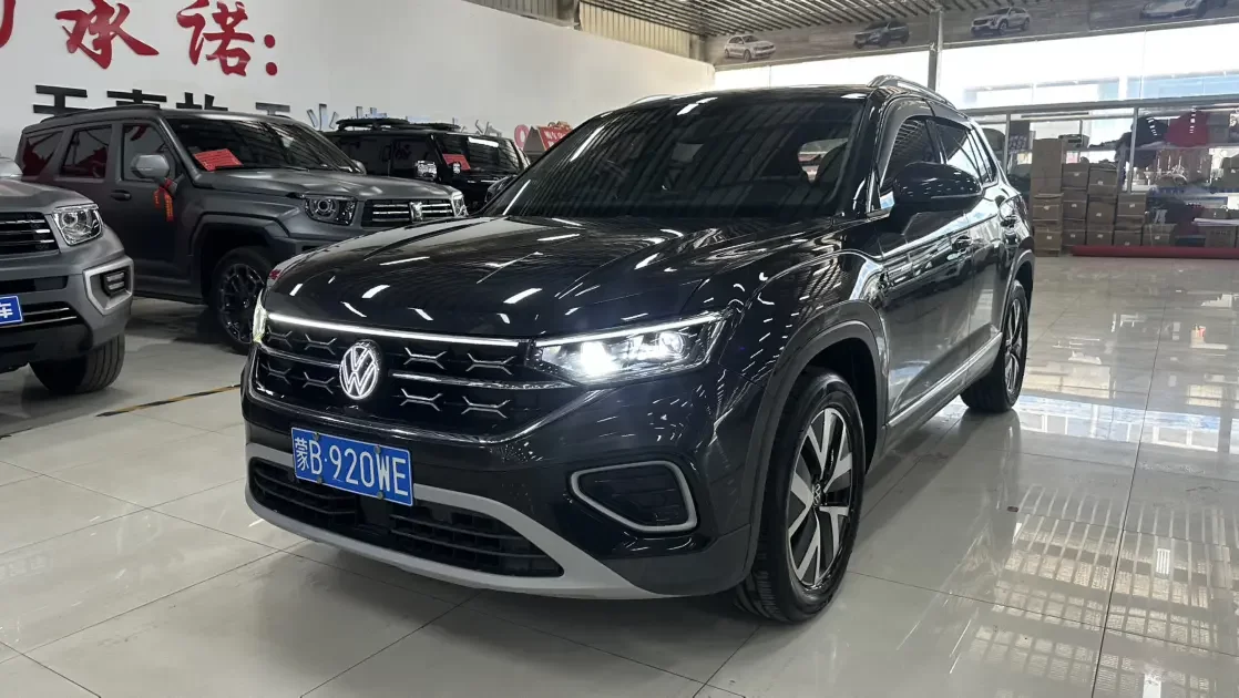VOLKSWAGEN TAYRON
