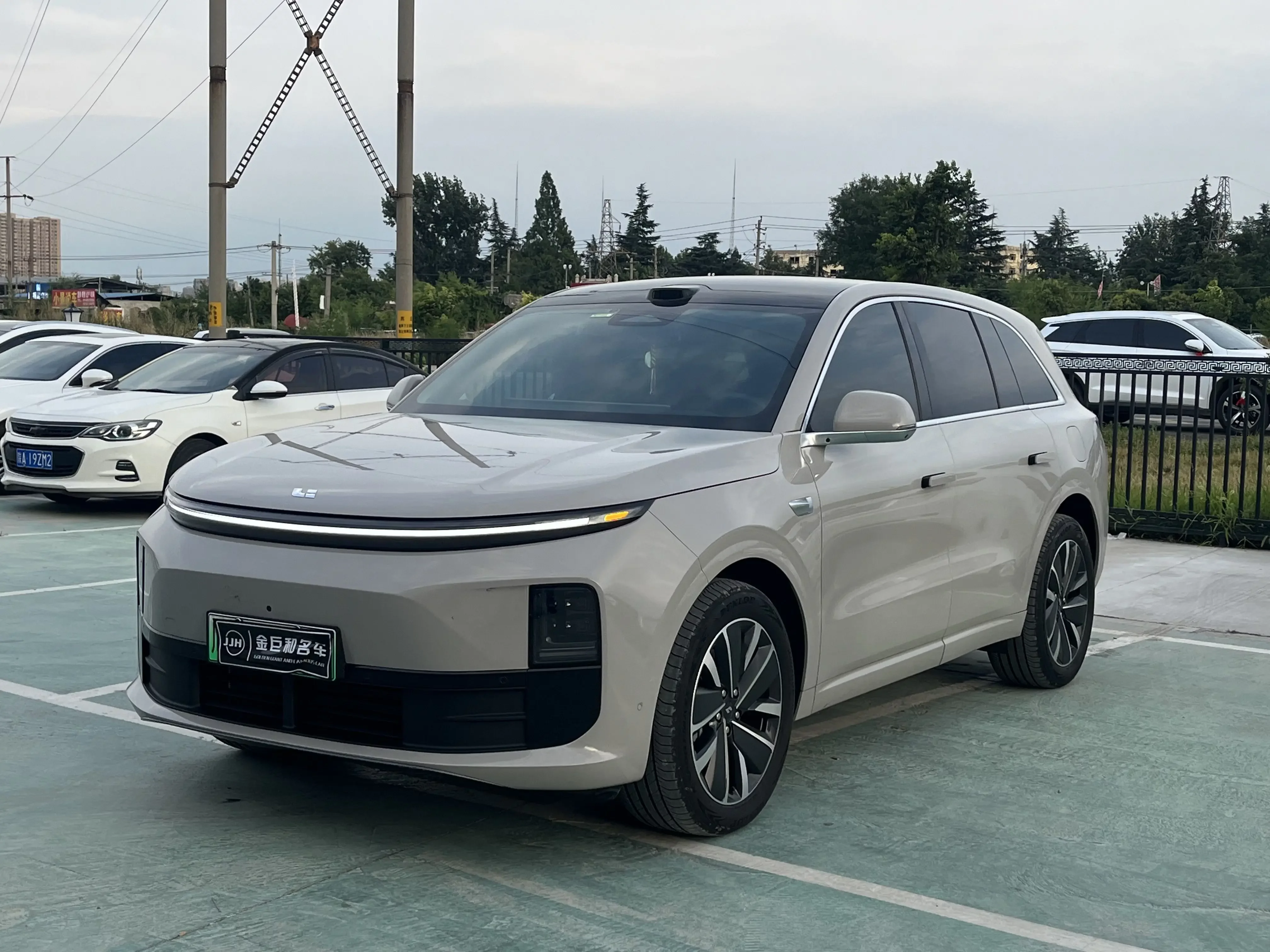 Lixiang L6