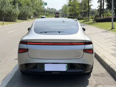 Xpeng P7
