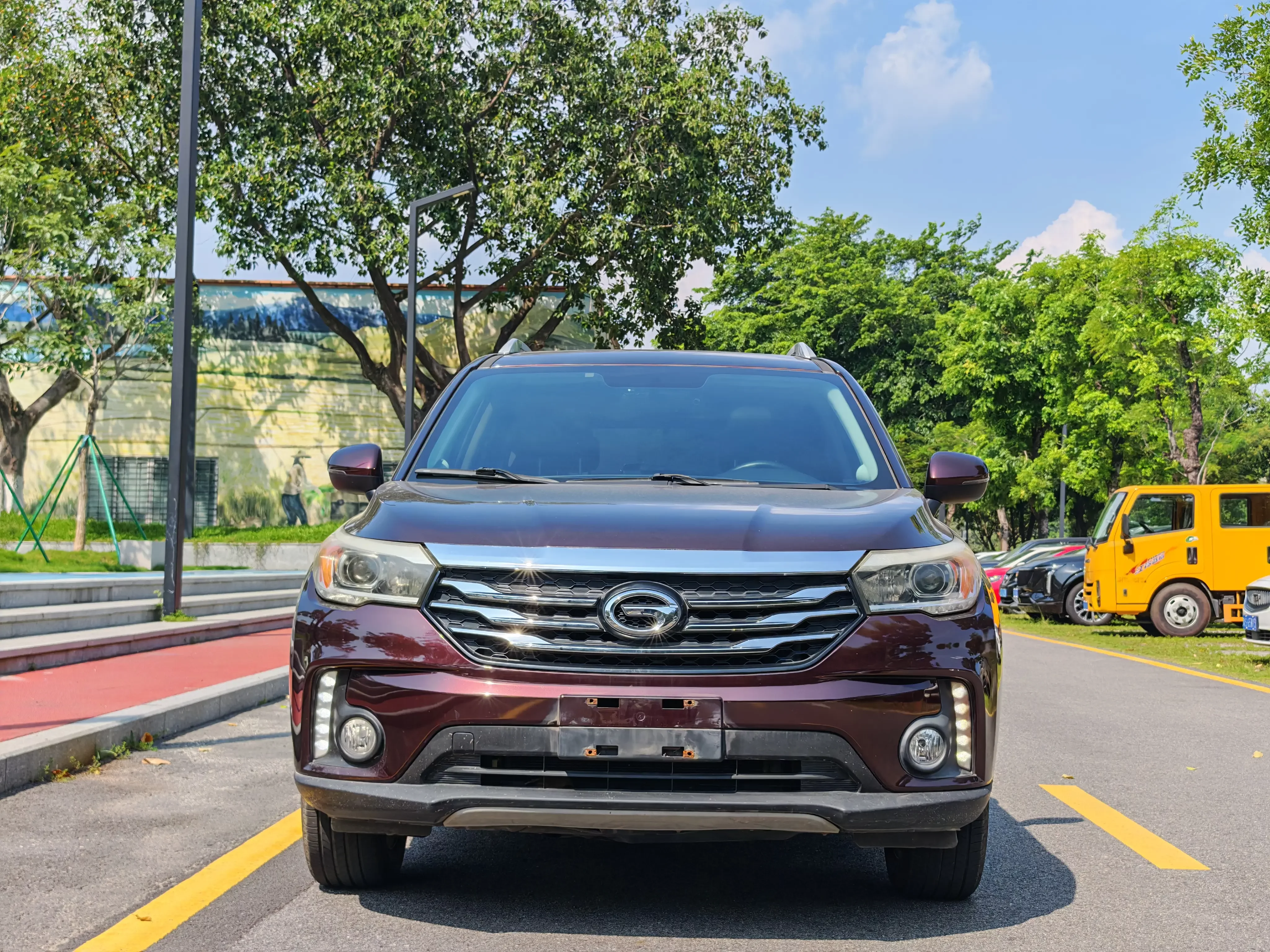 GAC Trumpchi GS4  из Китая