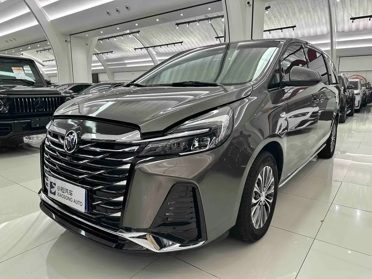 Buick GL8  из Китая