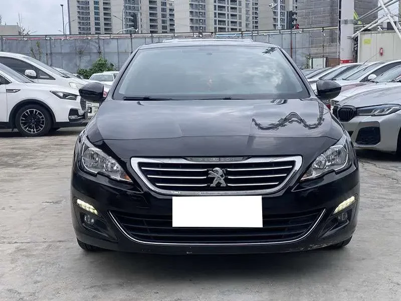 Peugeot 408  из Китая