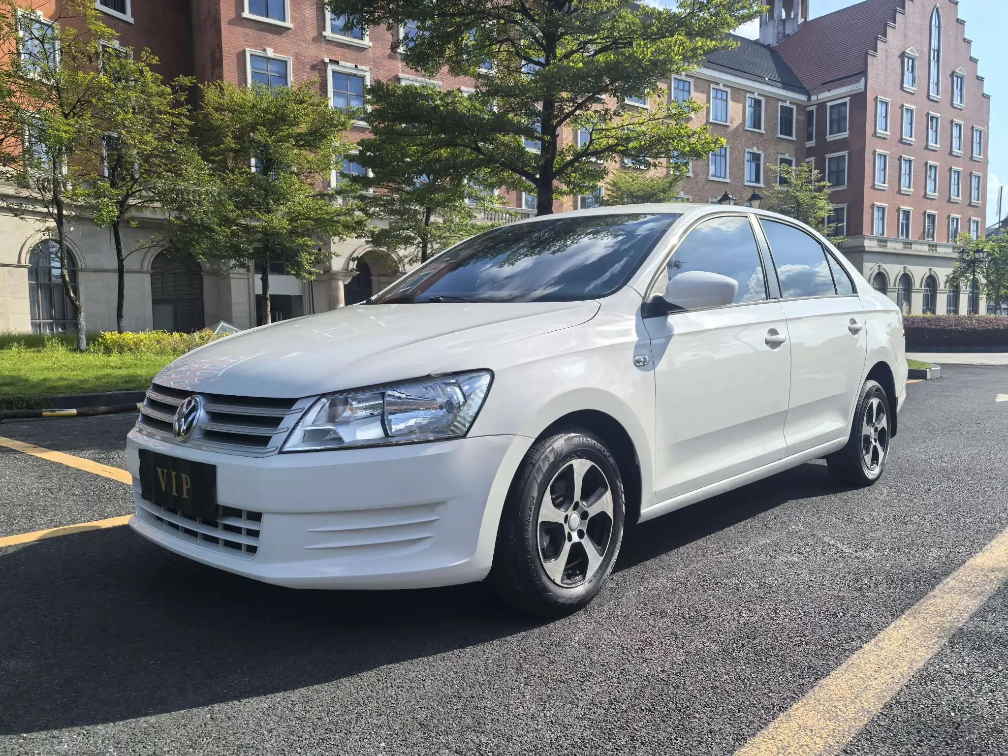Volkswagen Santana  из Китая