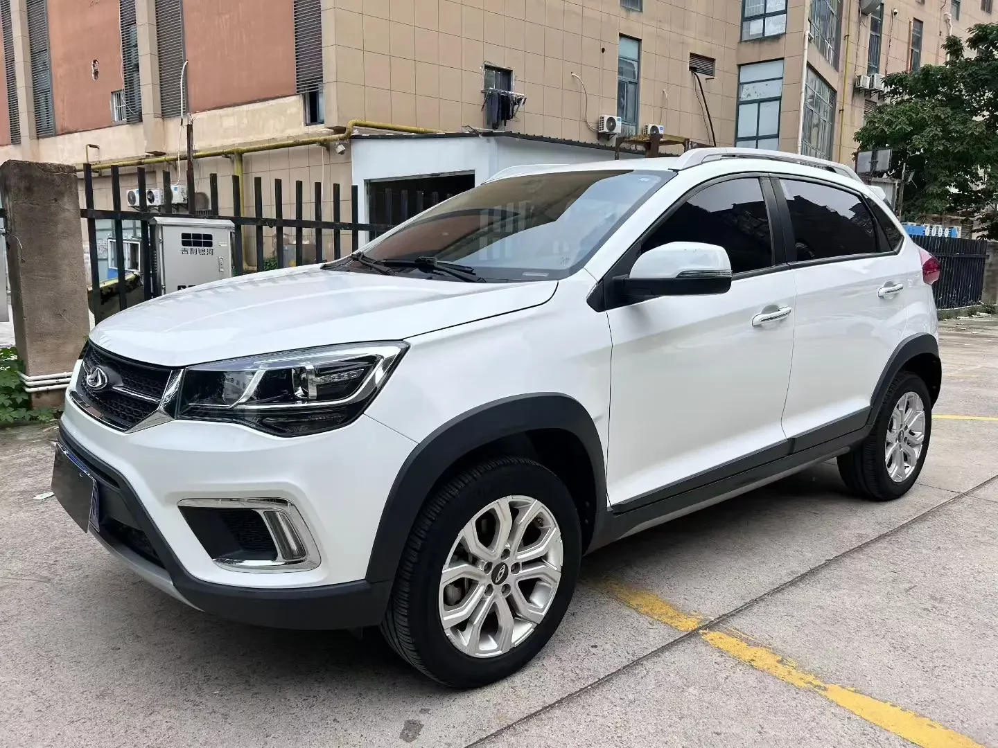 Chery Tiggo 3x  из Китая