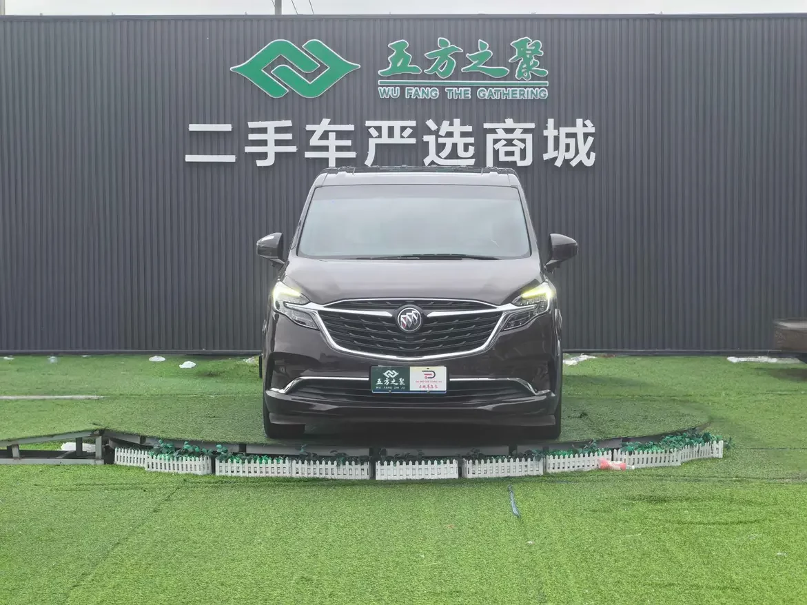 Buick GL8  из Китая