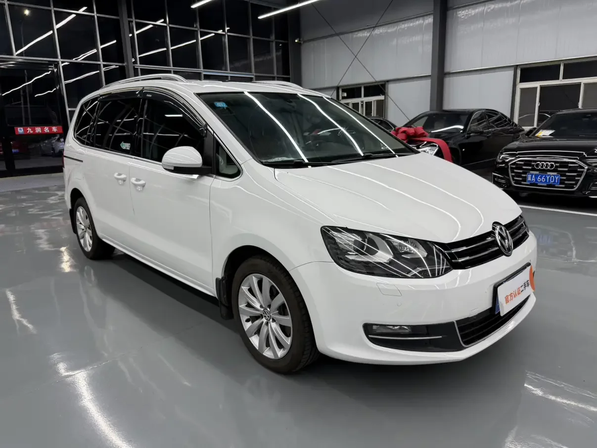 Volkswagen Sharon