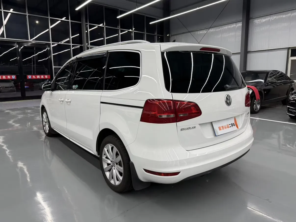 Volkswagen Sharon