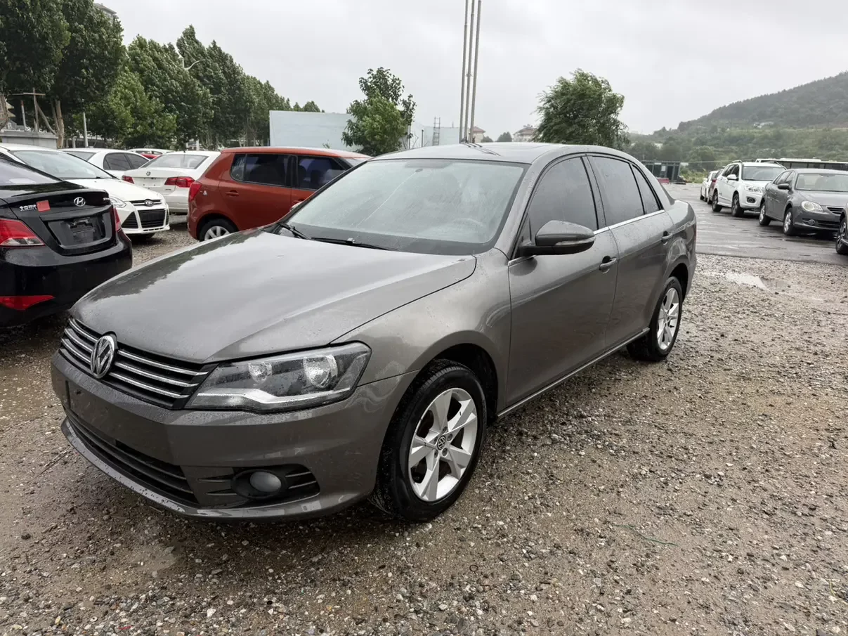 Volkswagen Bora  из Китая