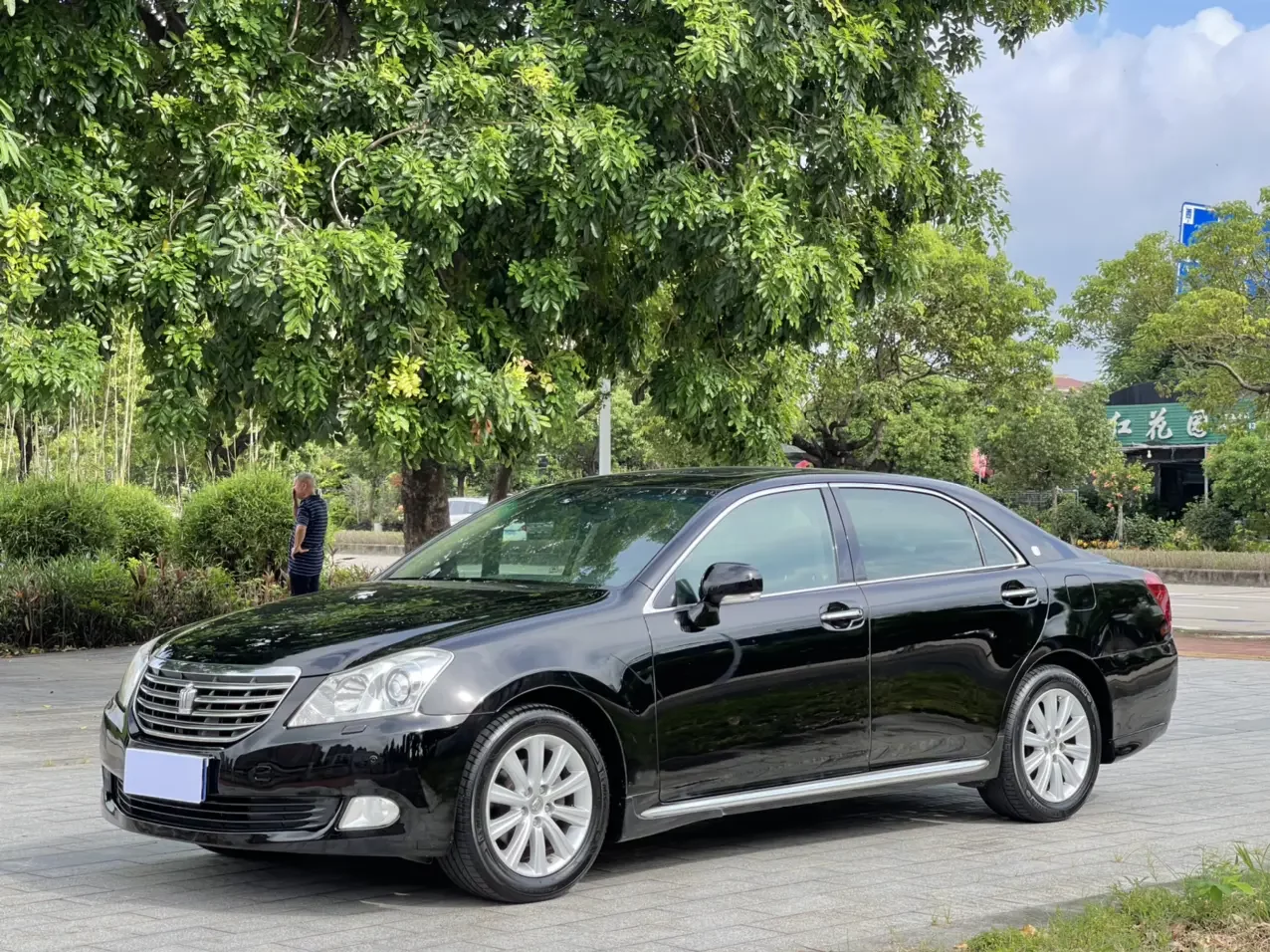 Toyota crown
