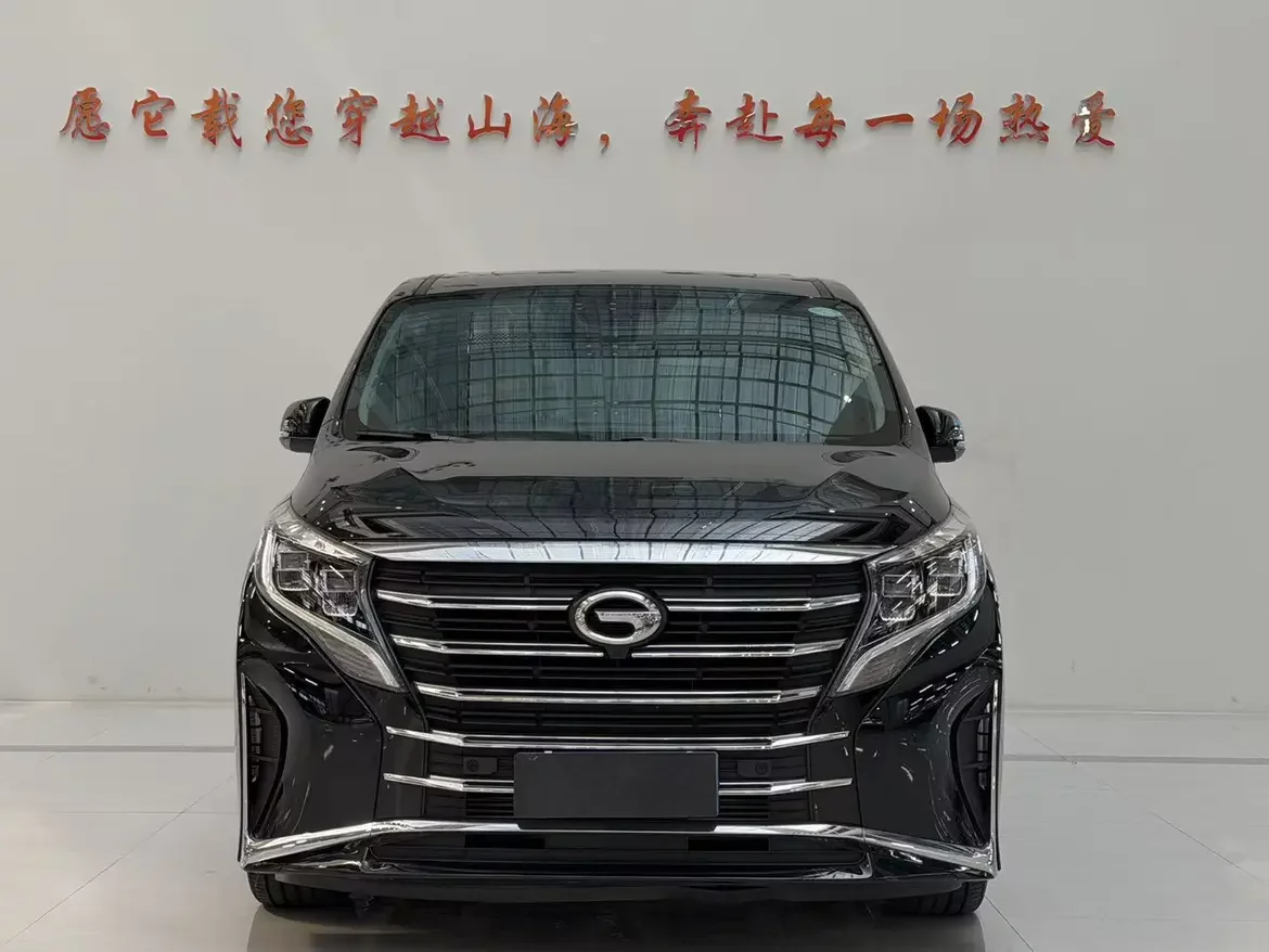 GAC Trumpchi M8  из Китая